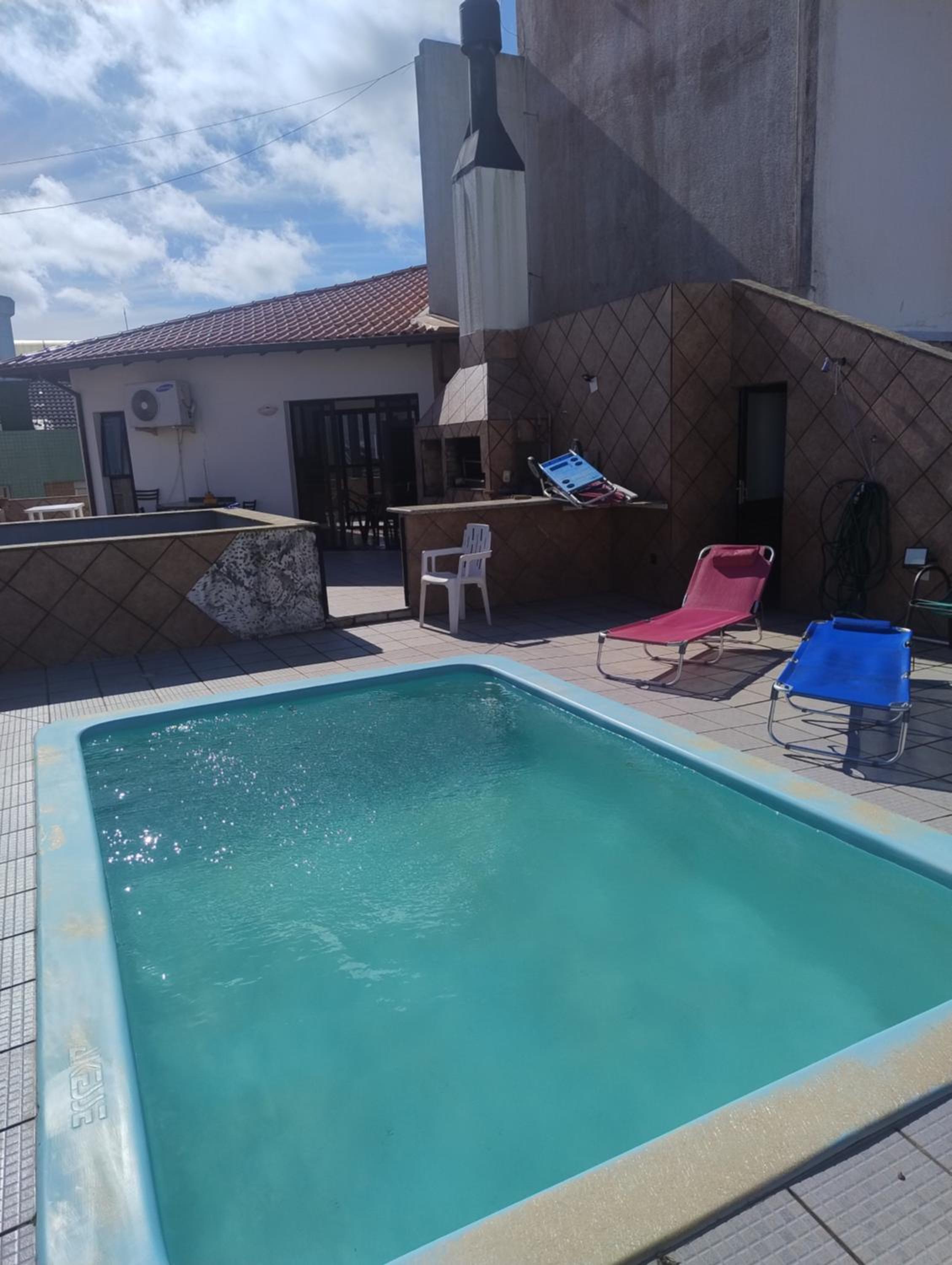 Apartamento com piscina privativa 0217