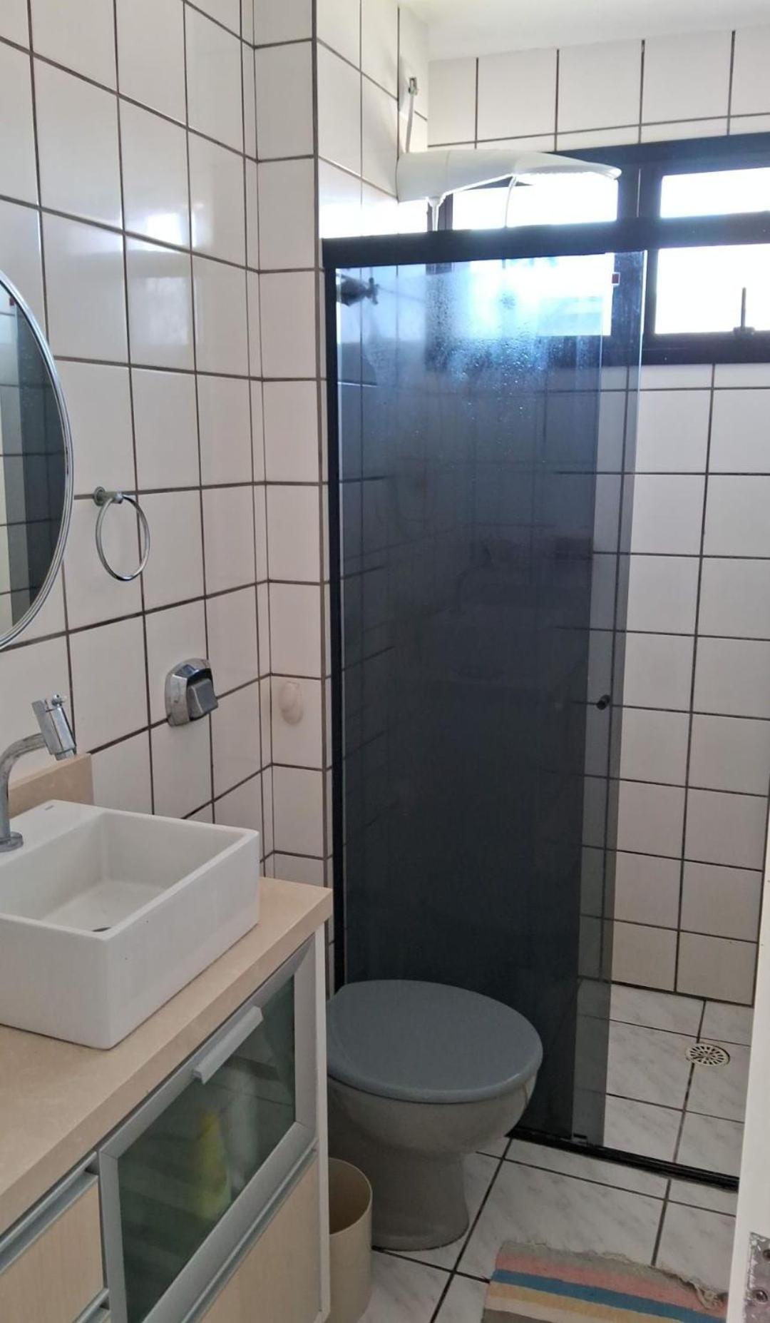 Apartamento com piscina privativa 0217