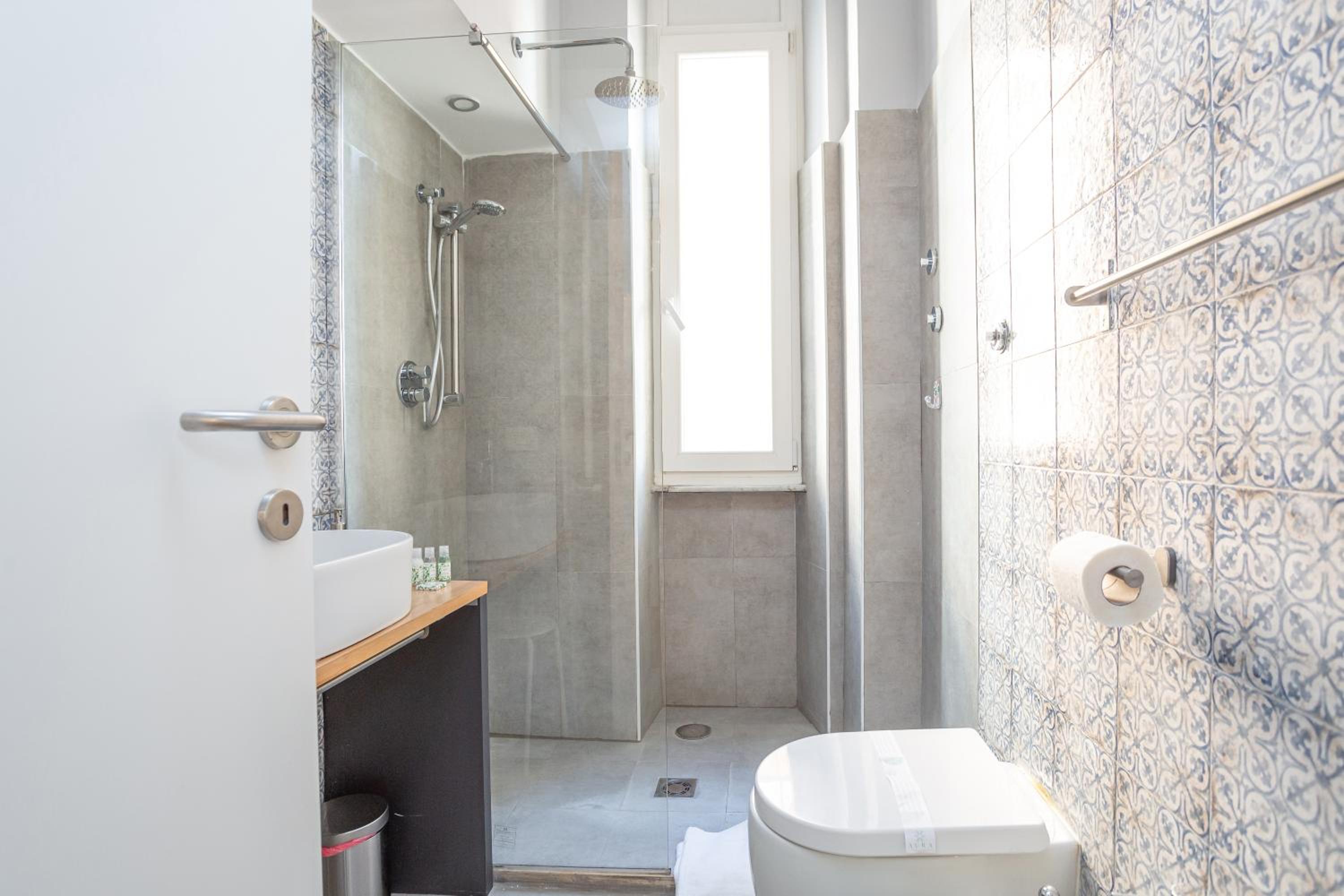 Elegantis Des Artistes Apartment