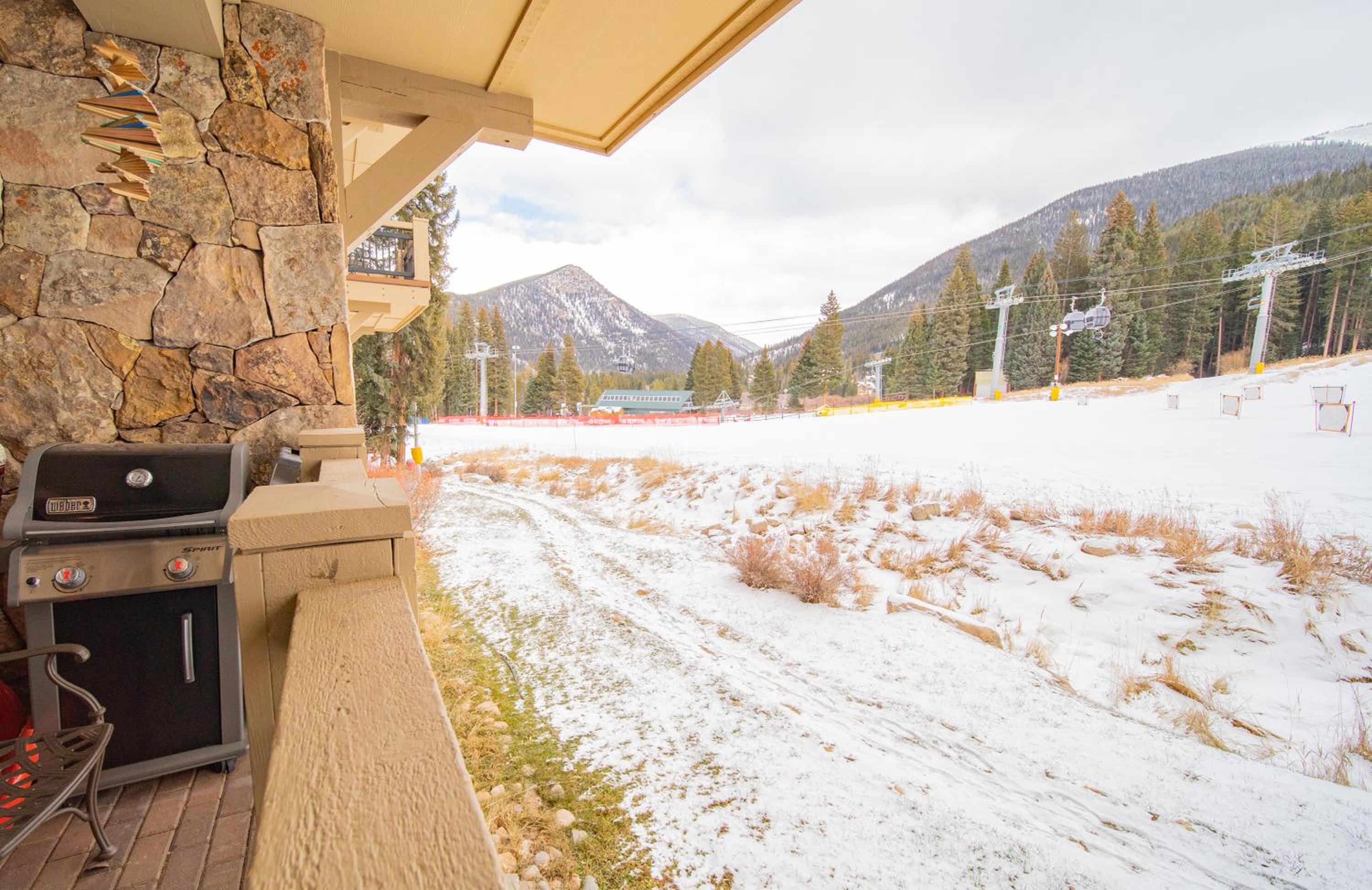 Lone Eagle 3000 by SummitCove Lodging