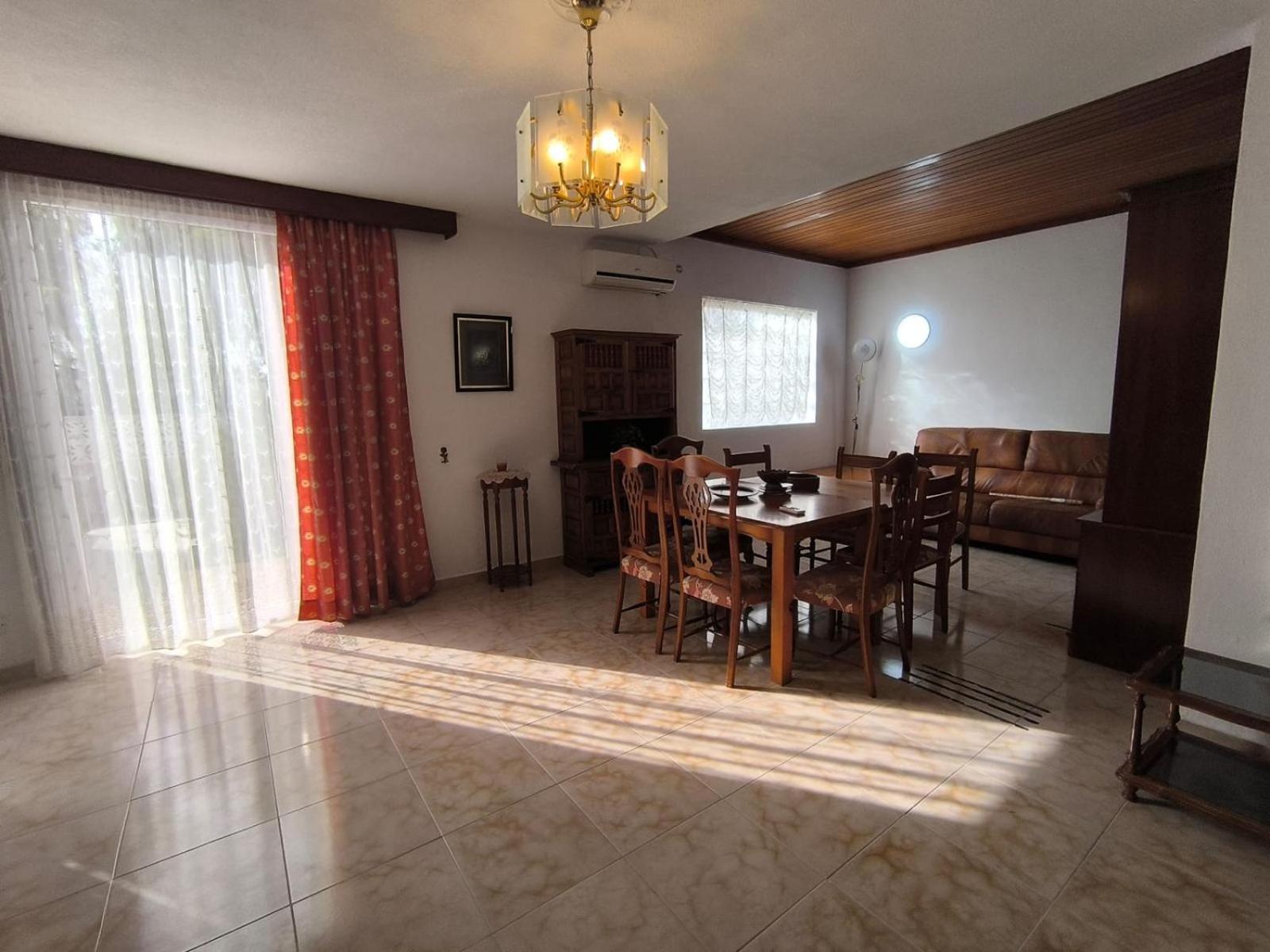 Villa Monkey