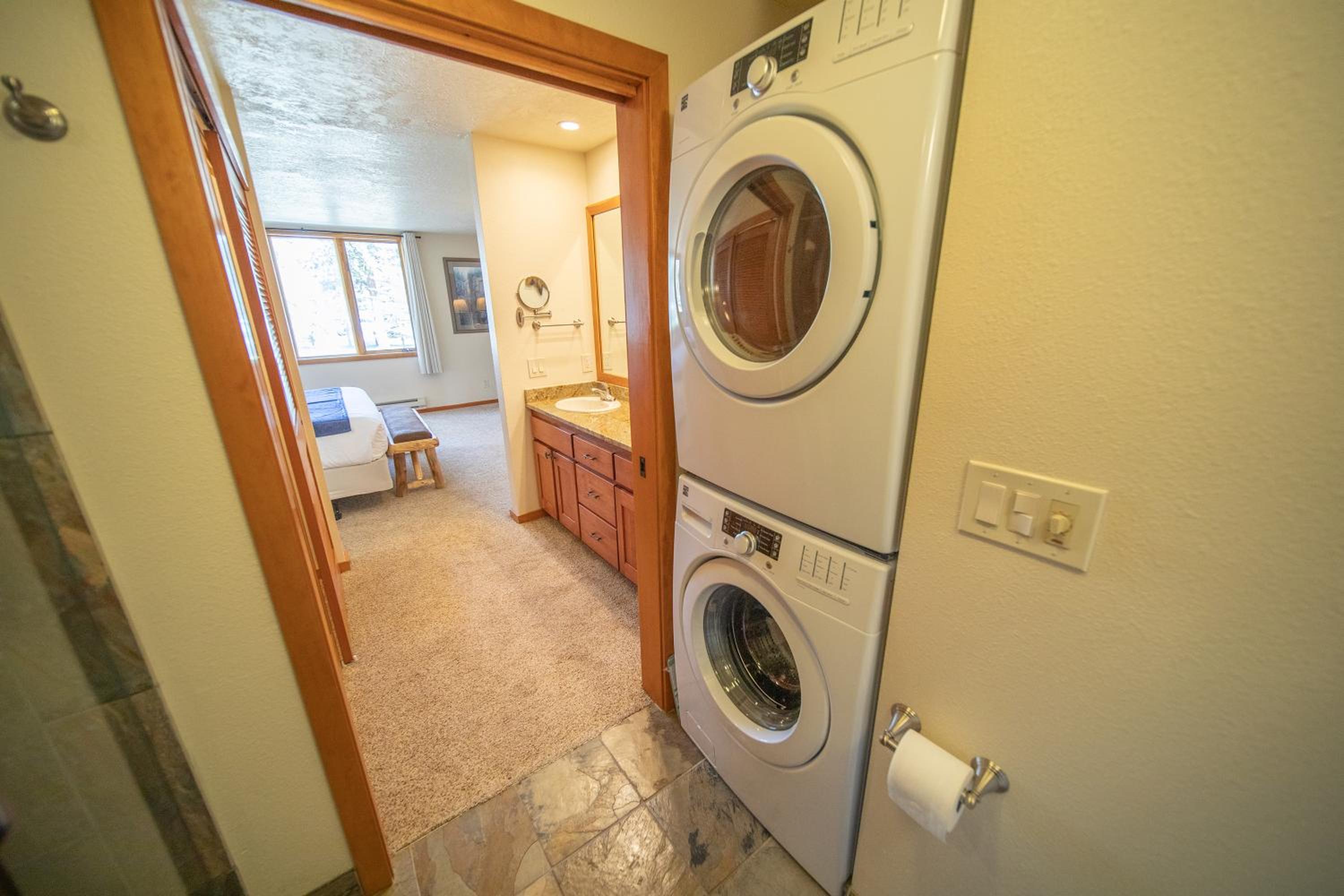Pines 2147 by SummitCove Lodging in Colorado