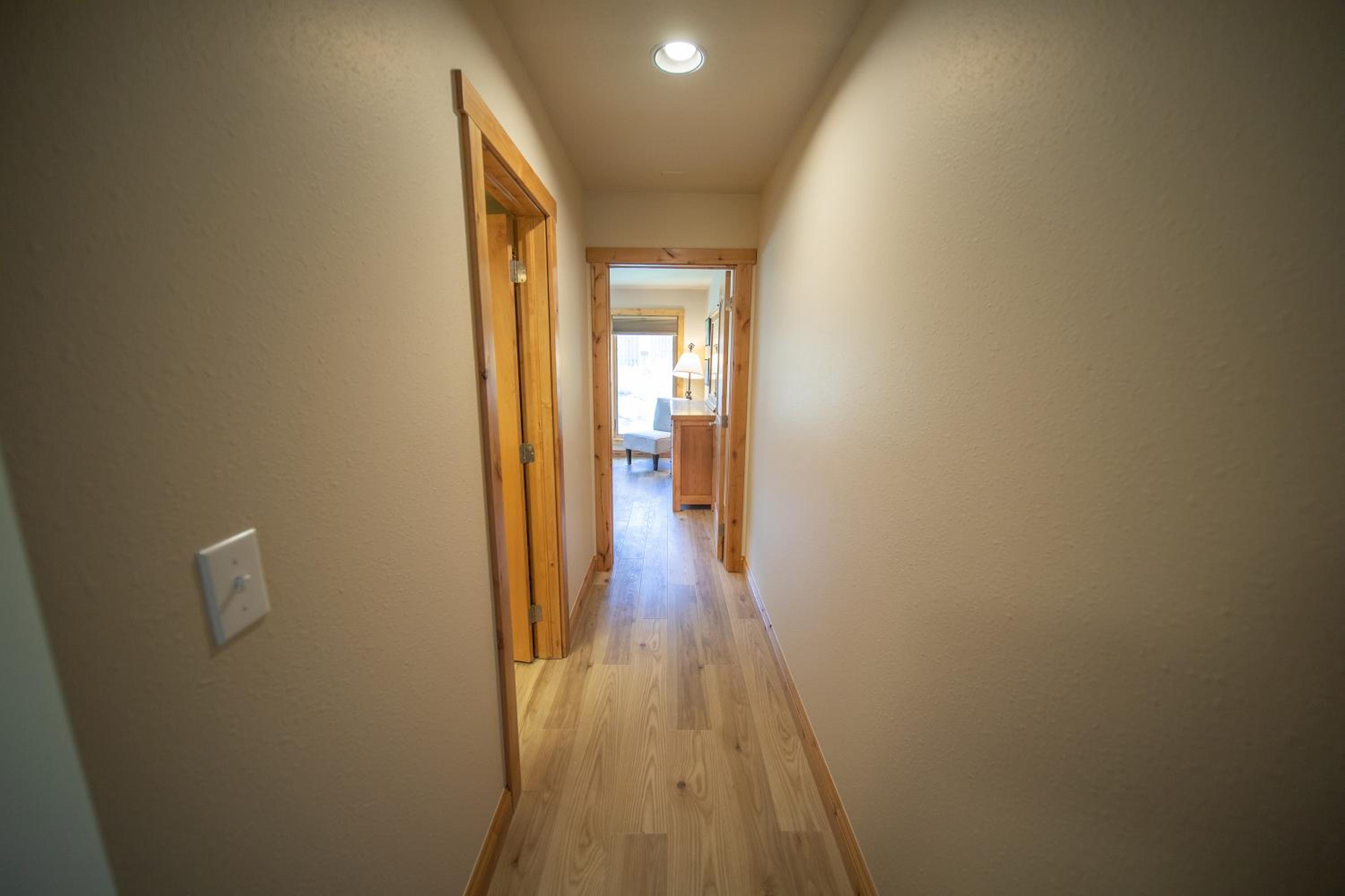 Quicksilver 1613 by SummitCove Lodging