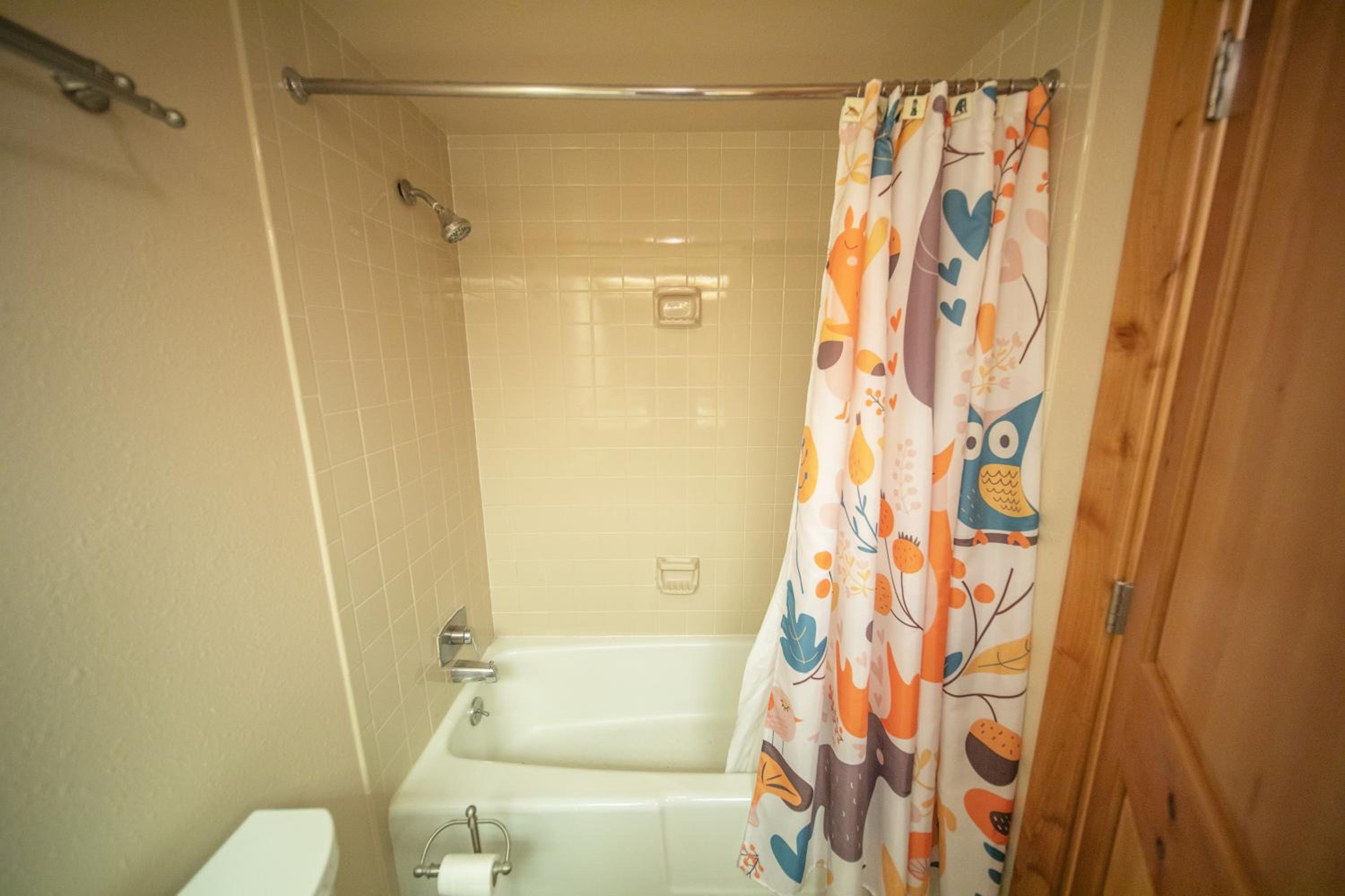 Quicksilver 1613 by SummitCove Lodging
