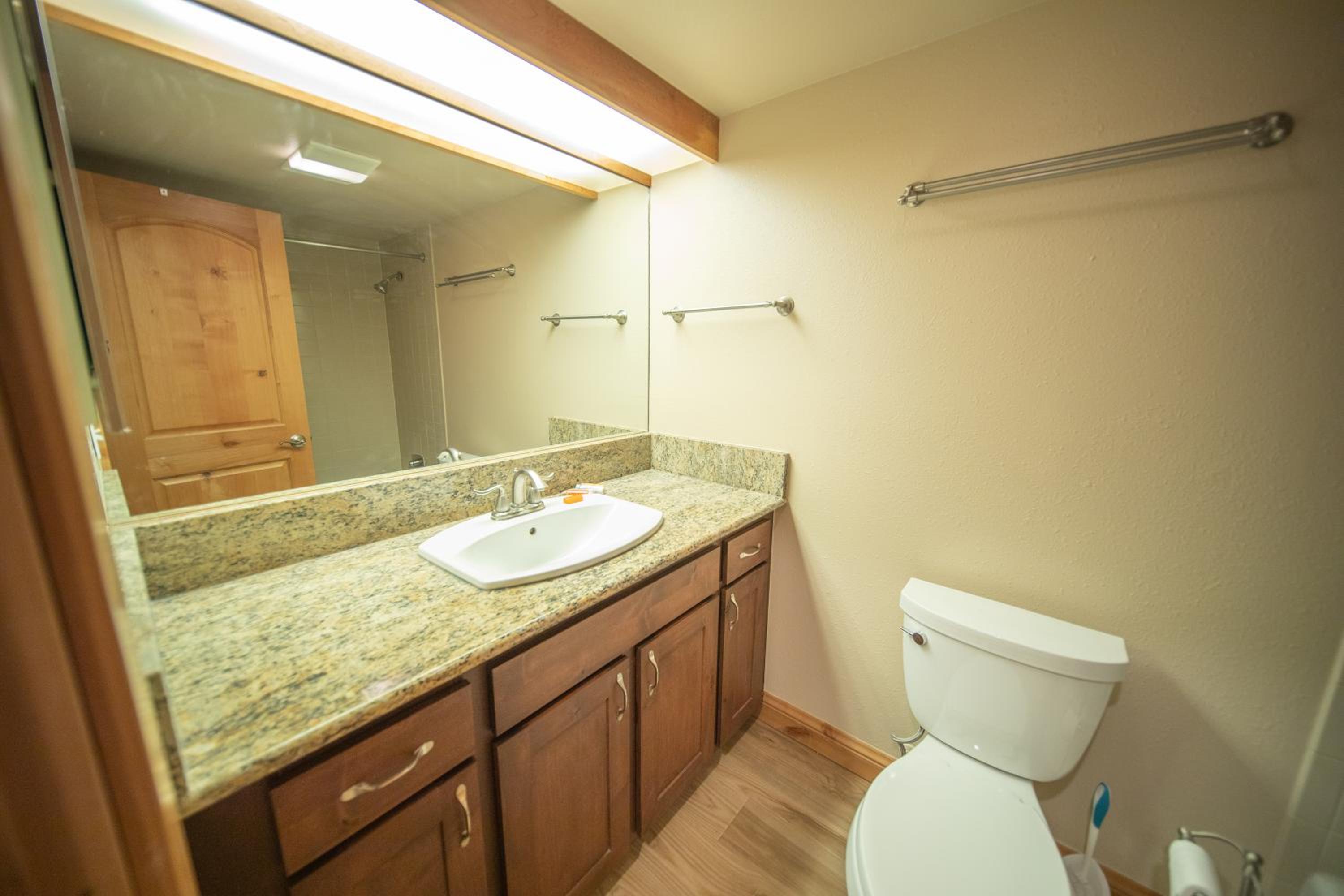 Quicksilver 1613 by SummitCove Lodging