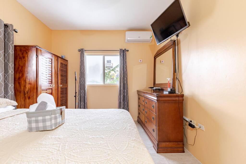 Modern Montego Bay Home 3 Bed 3 Bath