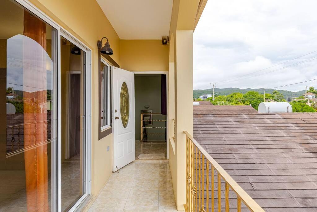 Modern Montego Bay Home 3 Bed 3 Bath