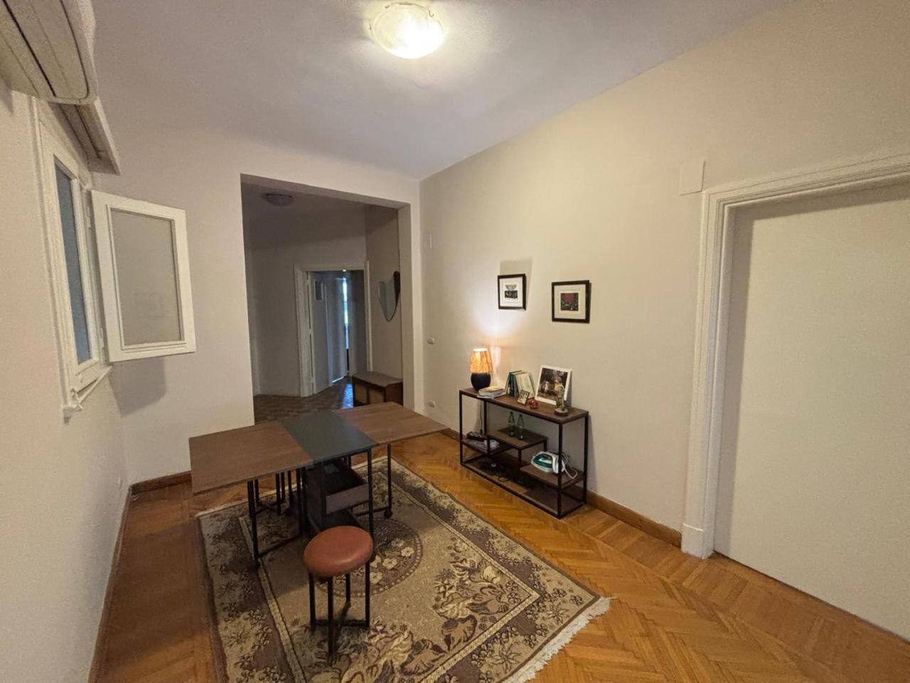 A room in A spacious shared Apartment in garden city, A prime location in central Cairo