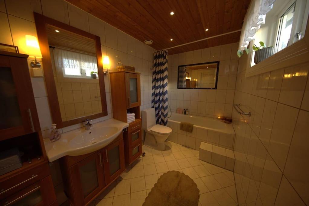 Photo 9