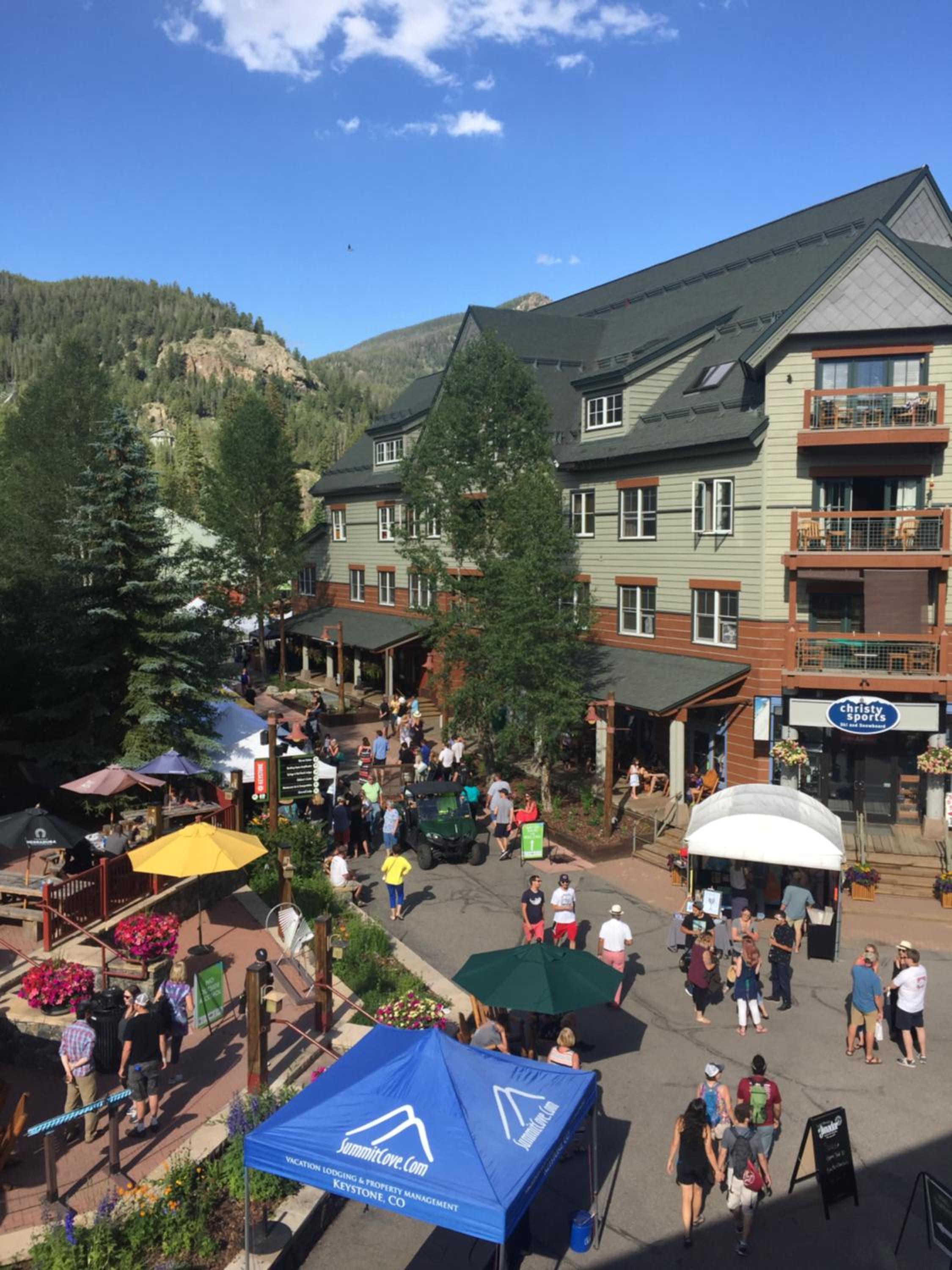 Summit County Vacations - Red Hawk Lodge 2281 by SummitCove Lodging - Property Image 3