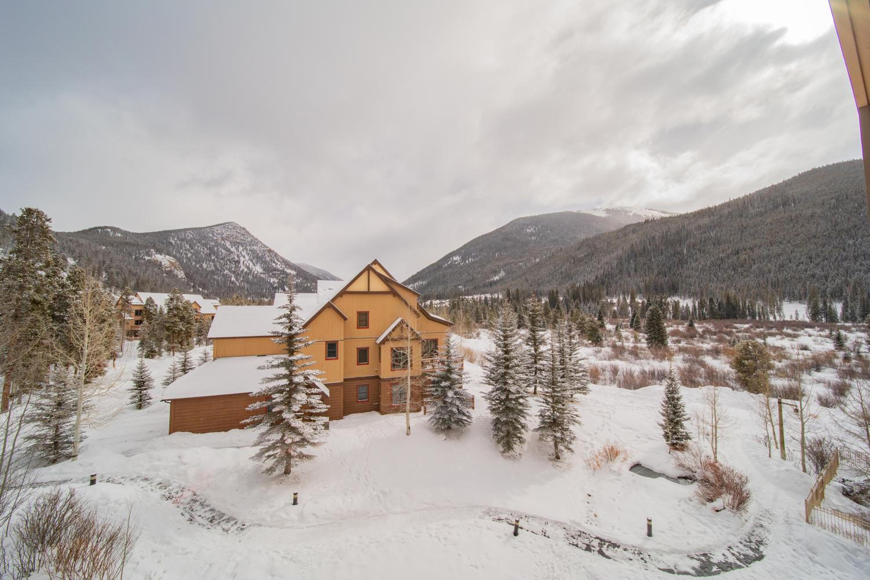 Summit County Vacations - Red Hawk Lodge 2281 by SummitCove Lodging - Property Image 29
