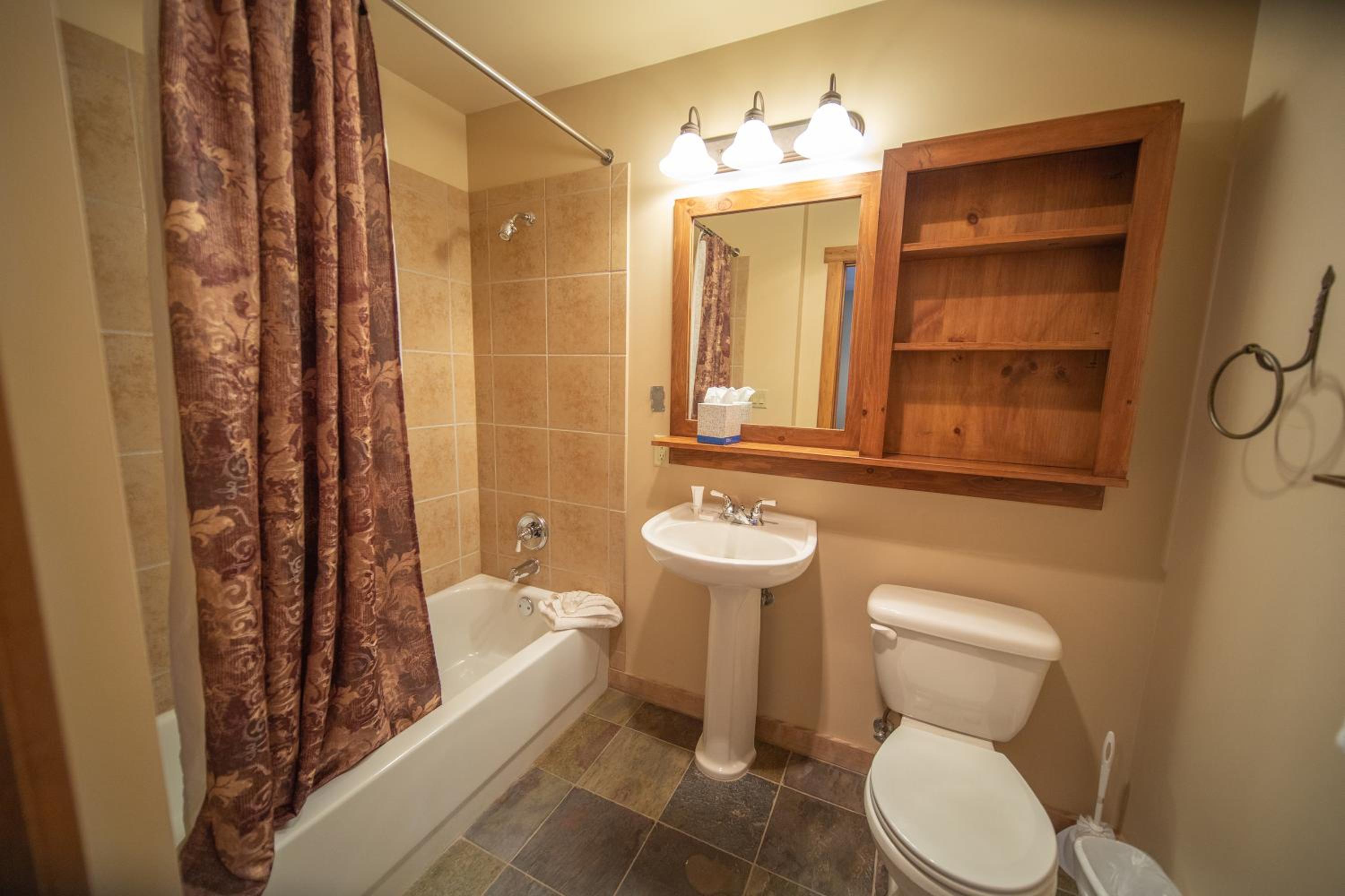 Summit County Vacations - Red Hawk Lodge 2281 by SummitCove Lodging - Property Image 59