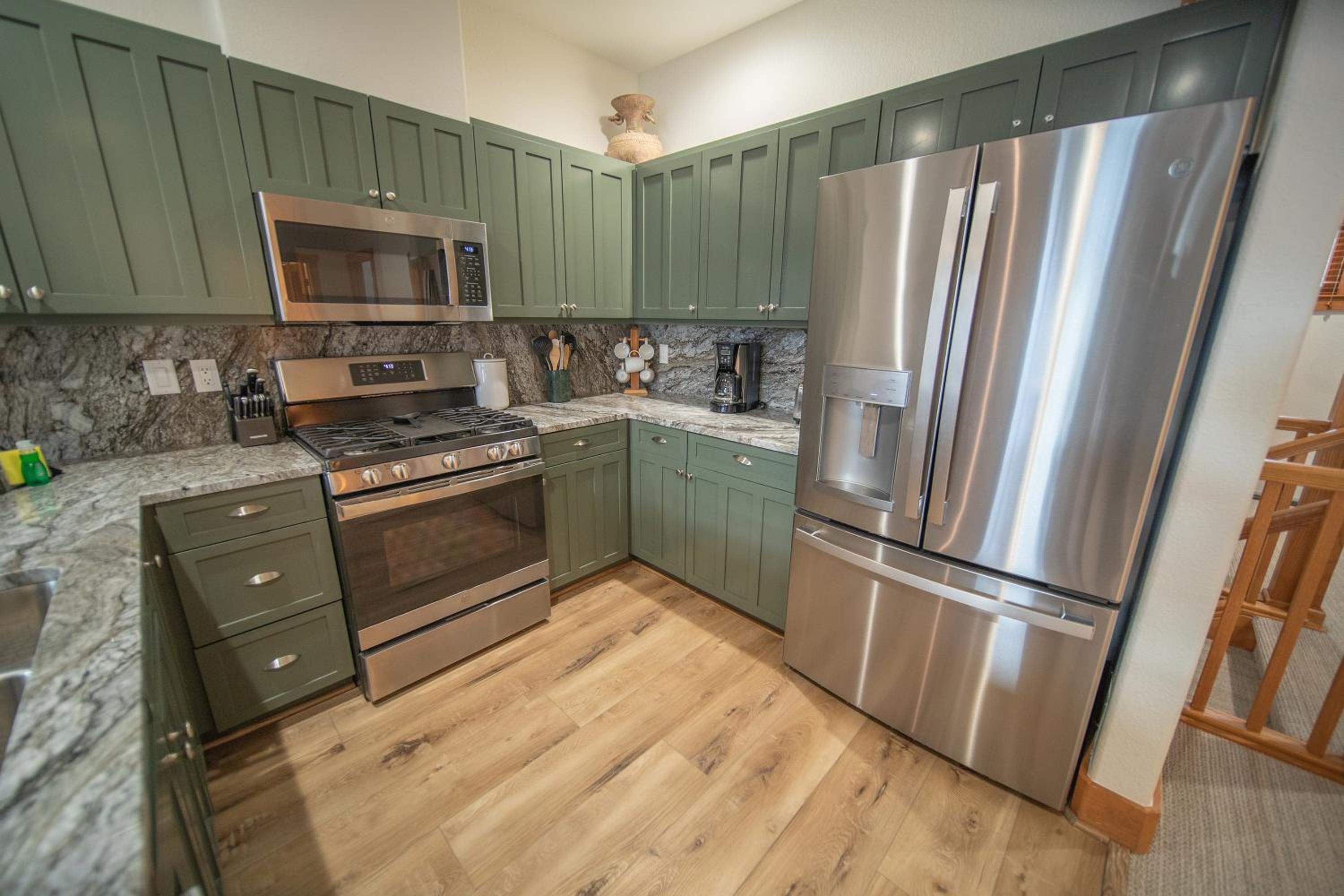 Red Hawk Townhomes 2337 by SummitCove Lodging in Colorado
