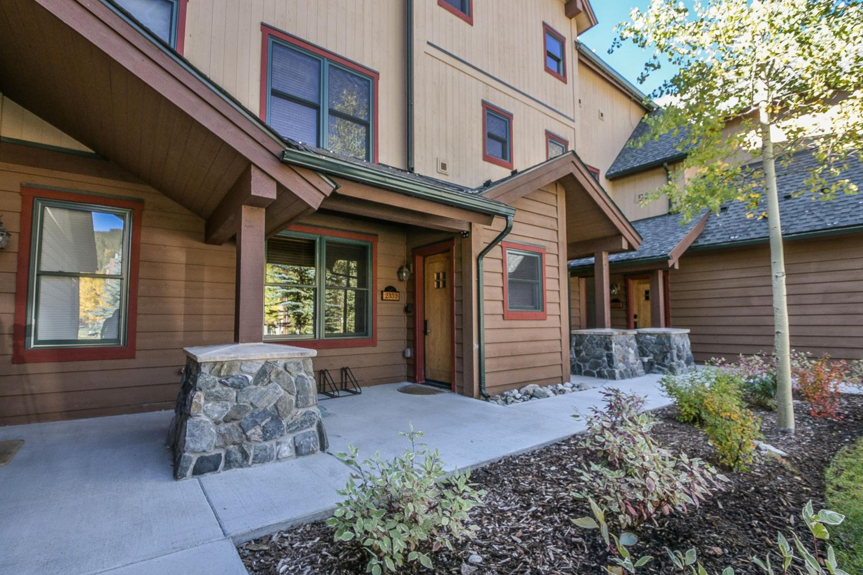 Red Hawk Townhomes 2352 by SummitCove Lodging
