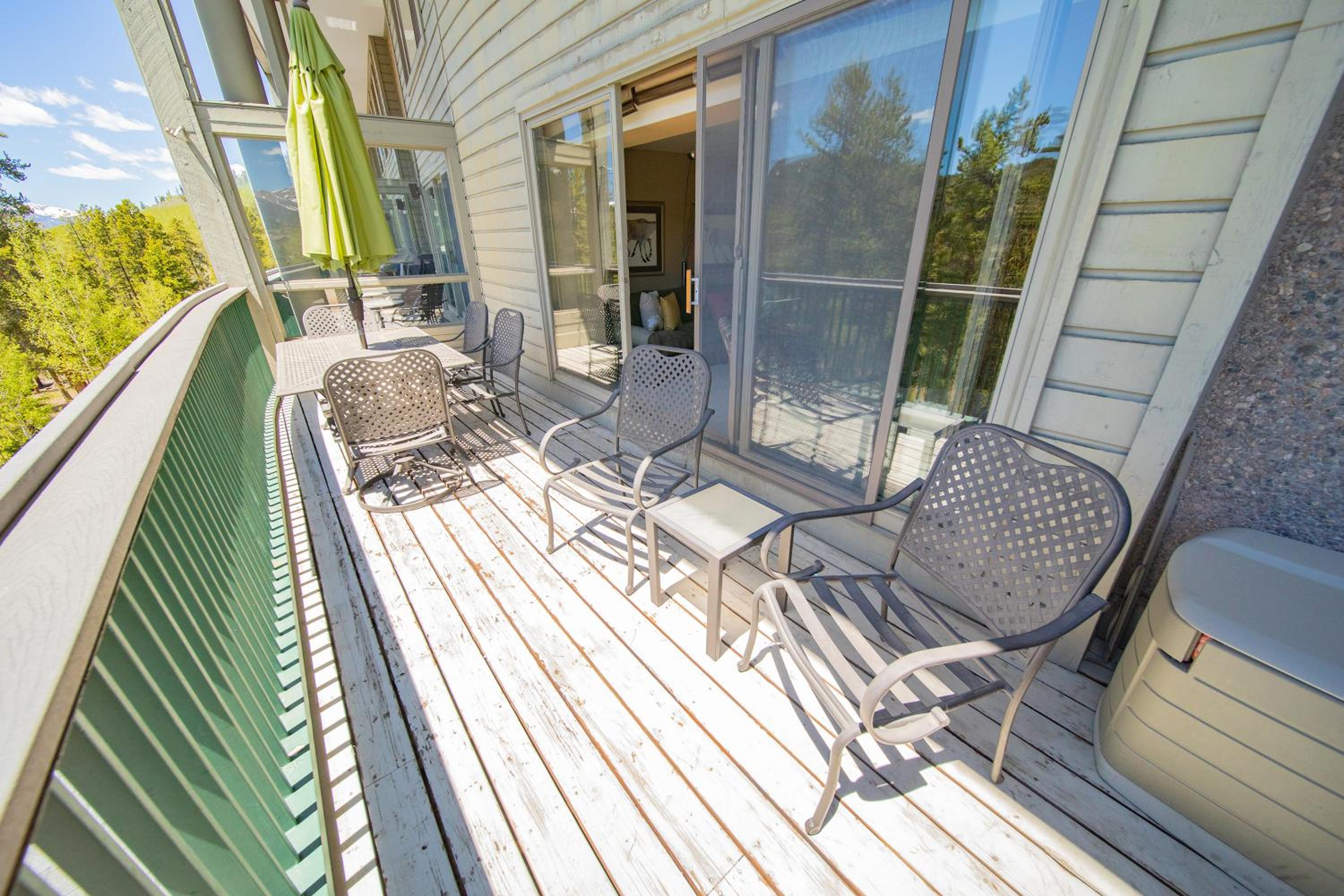 Saints John 2517 by SummitCove Lodging