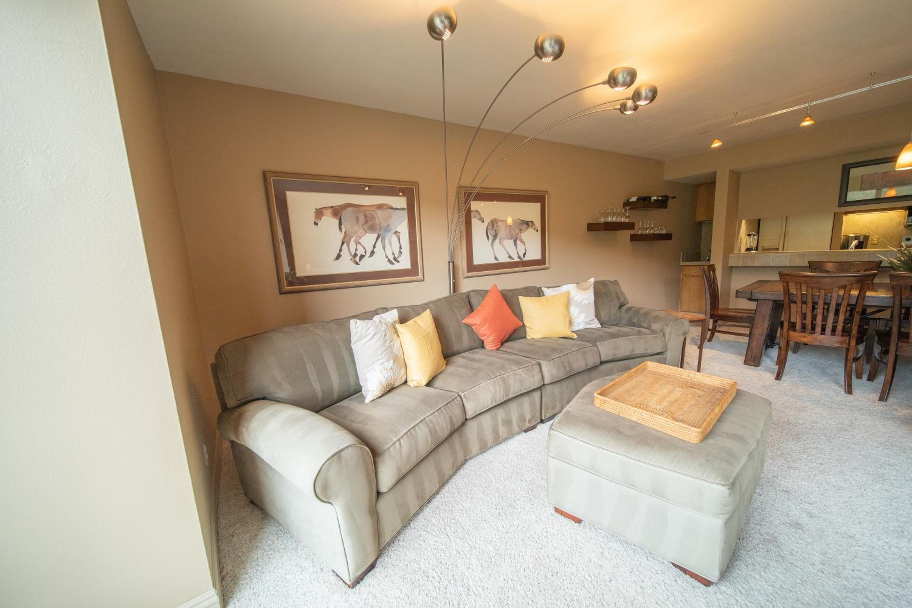 Saints John 2517 by SummitCove Lodging