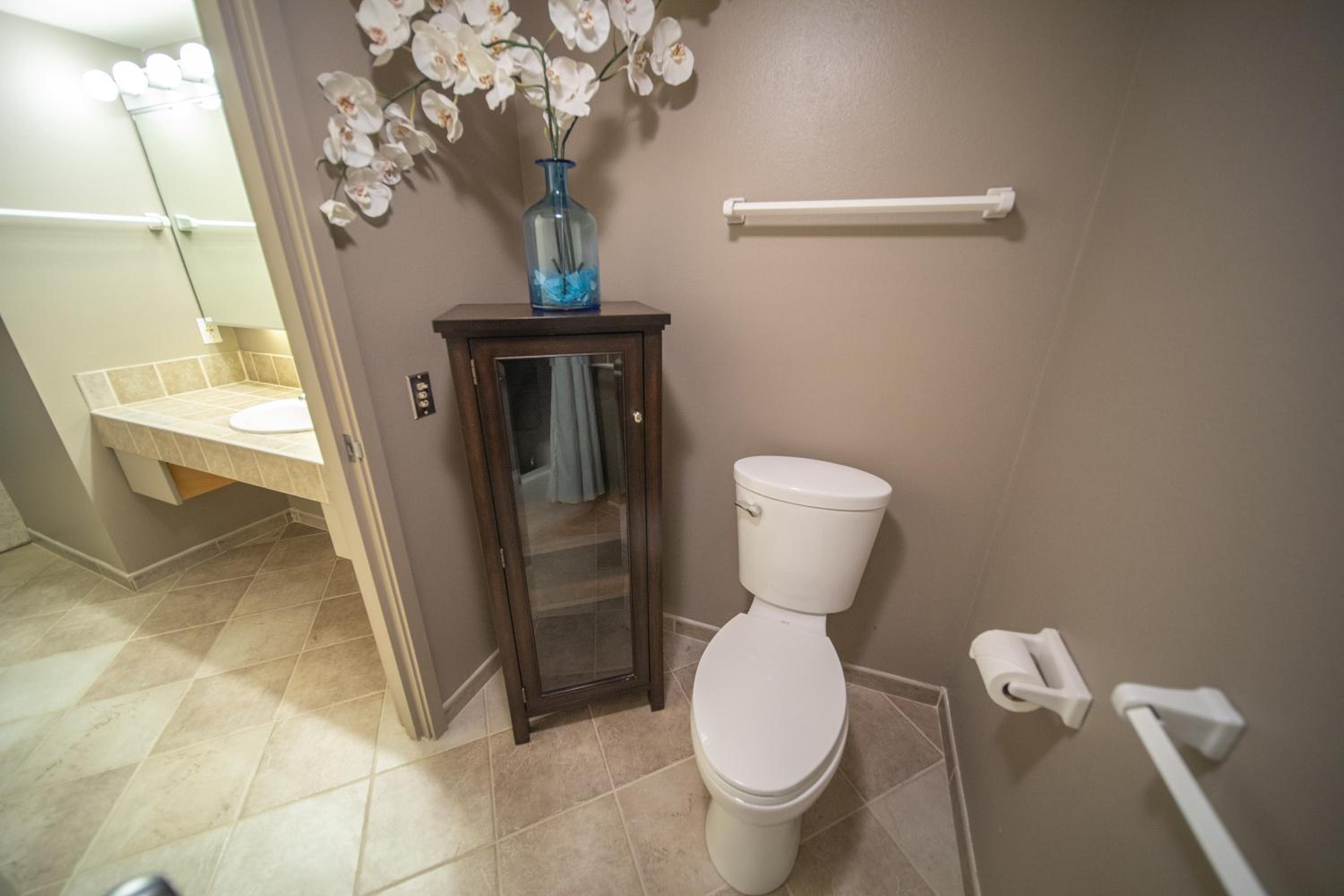 Saints John 2517 by SummitCove Lodging