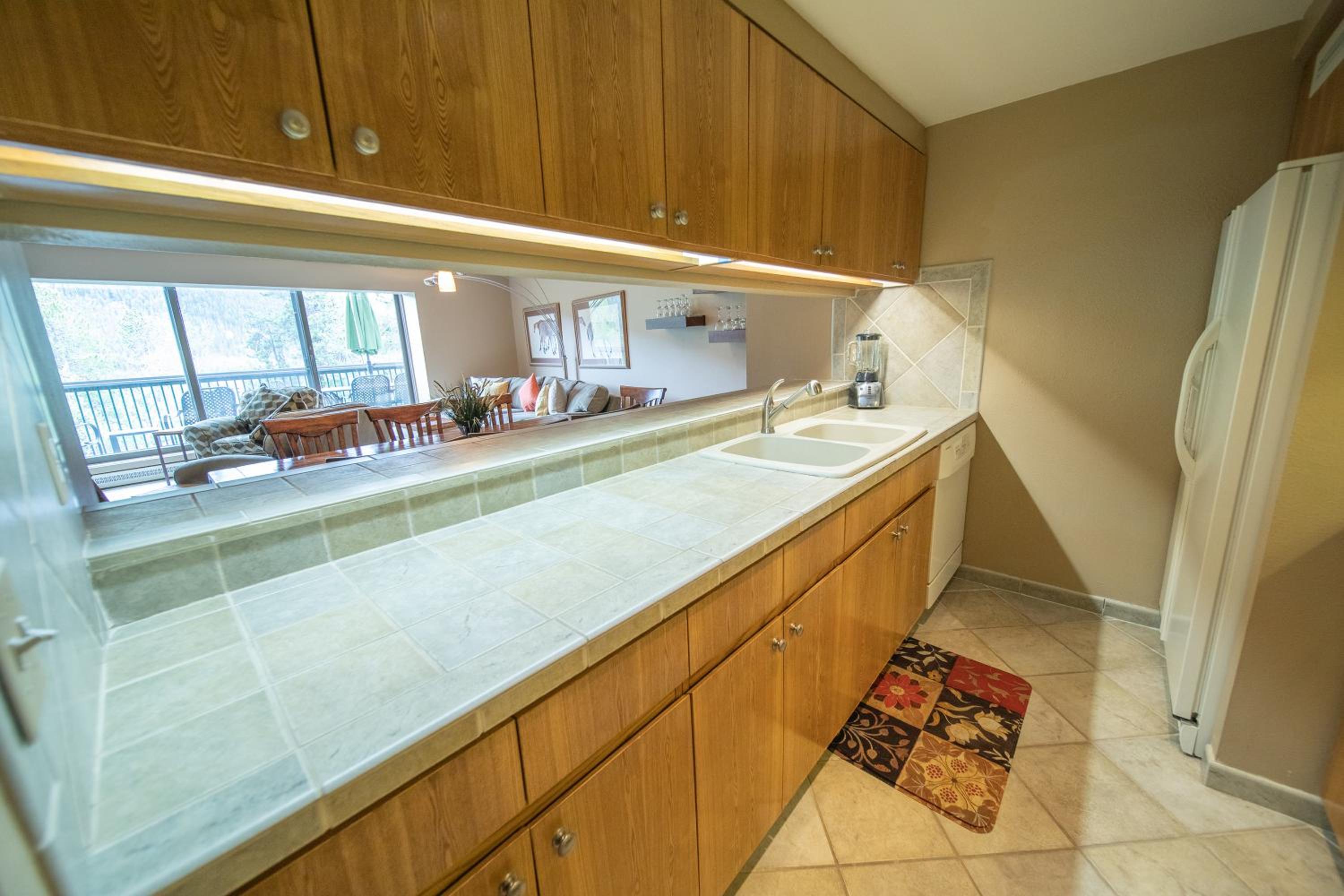 Saints John 2517 by SummitCove Lodging