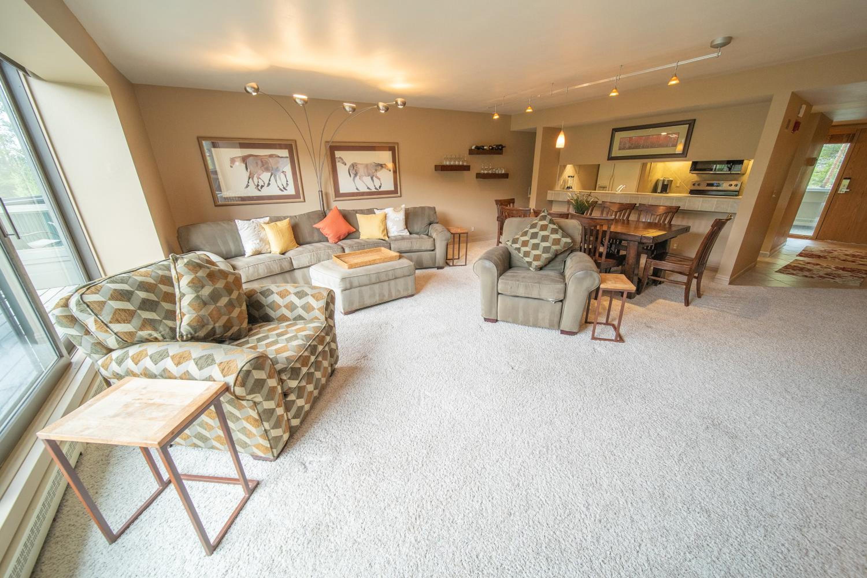 Saints John 2517 by SummitCove Lodging