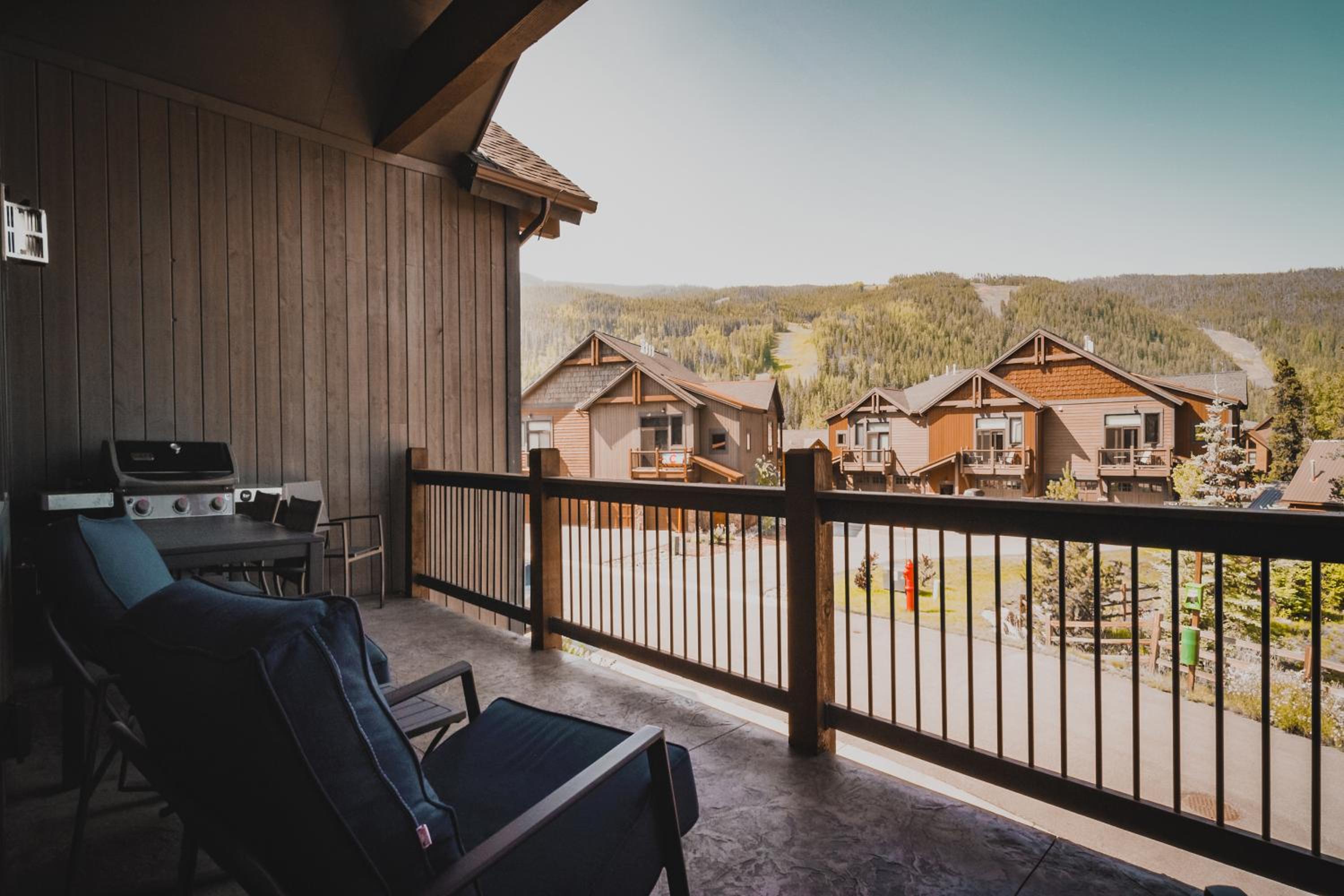 River Run Townhomes 100 by SummitCove Lodging