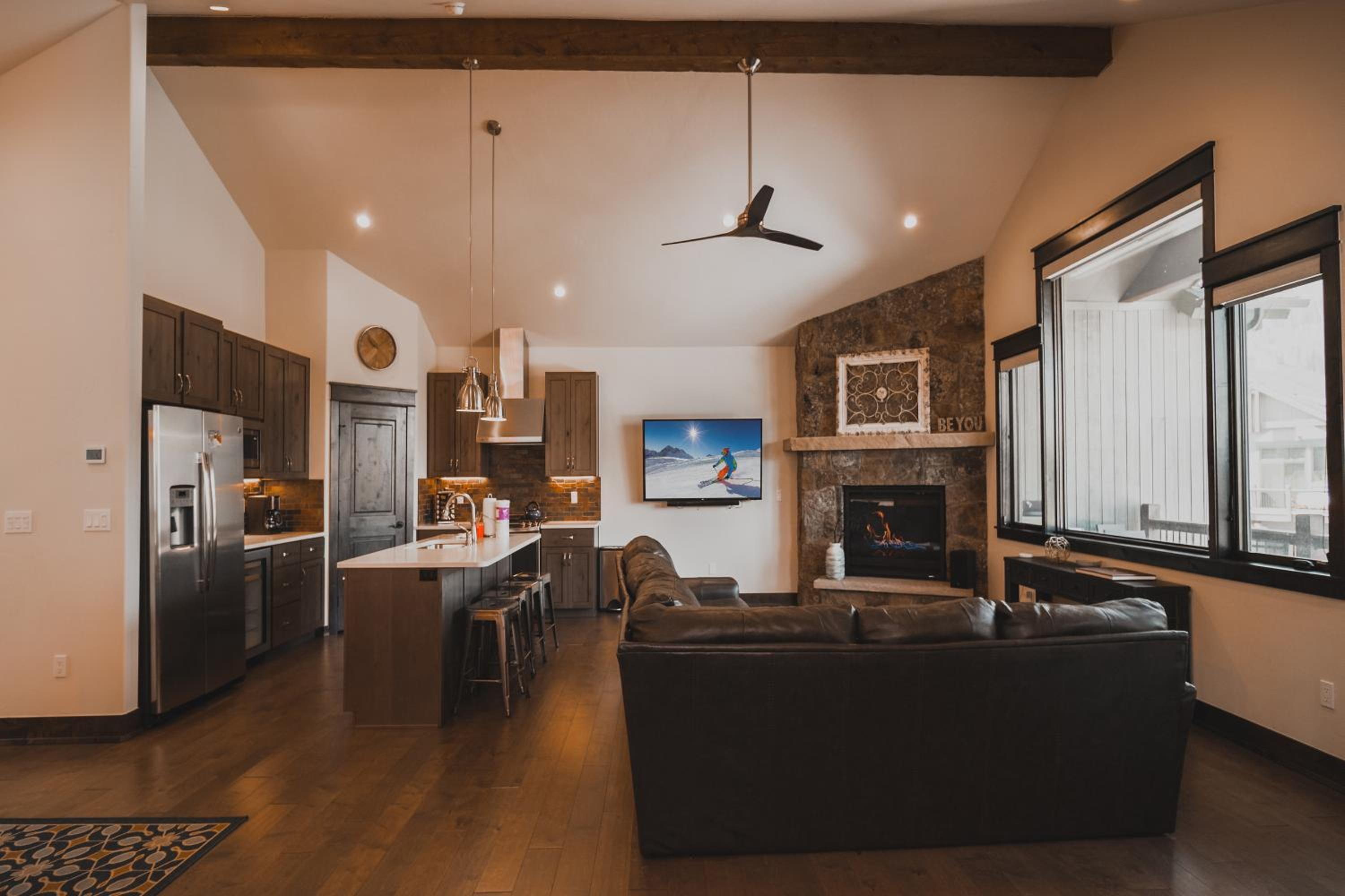 River Run Townhomes 100 by SummitCove Lodging