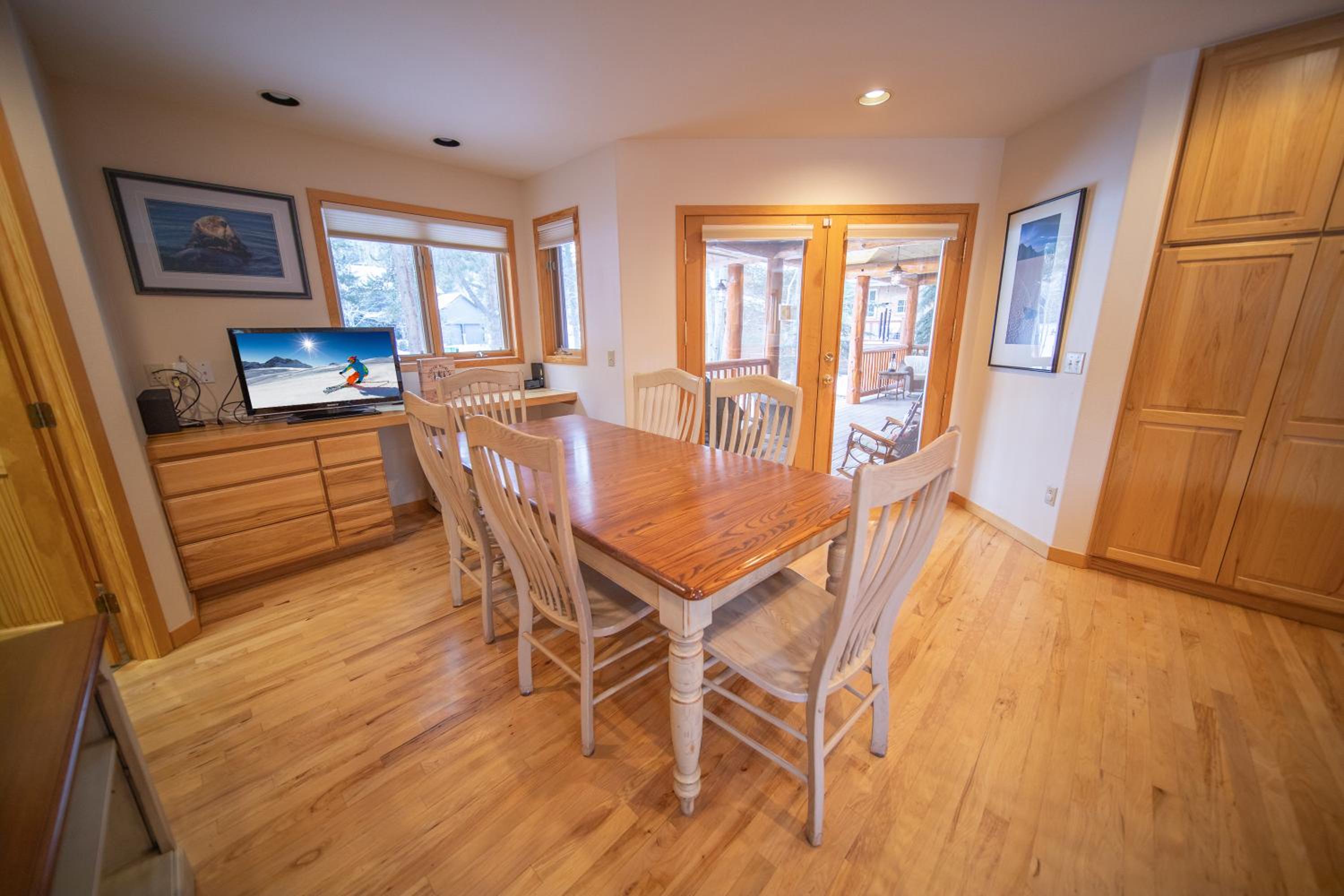 Saw Whiskers 81 by SummitCove Lodging view 2