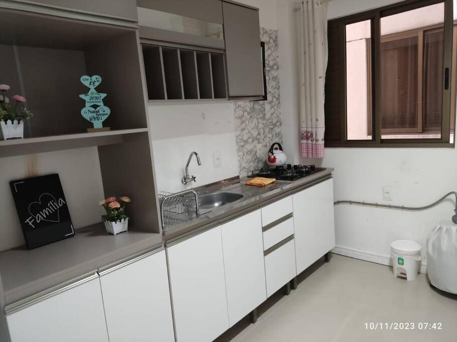 Apartamento quadra mar