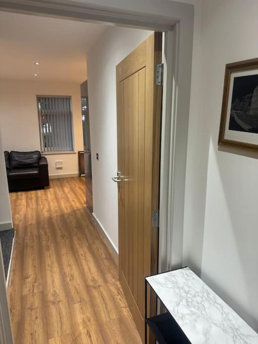 Modern Studio Kidderminster Centre Flat 3 view 4