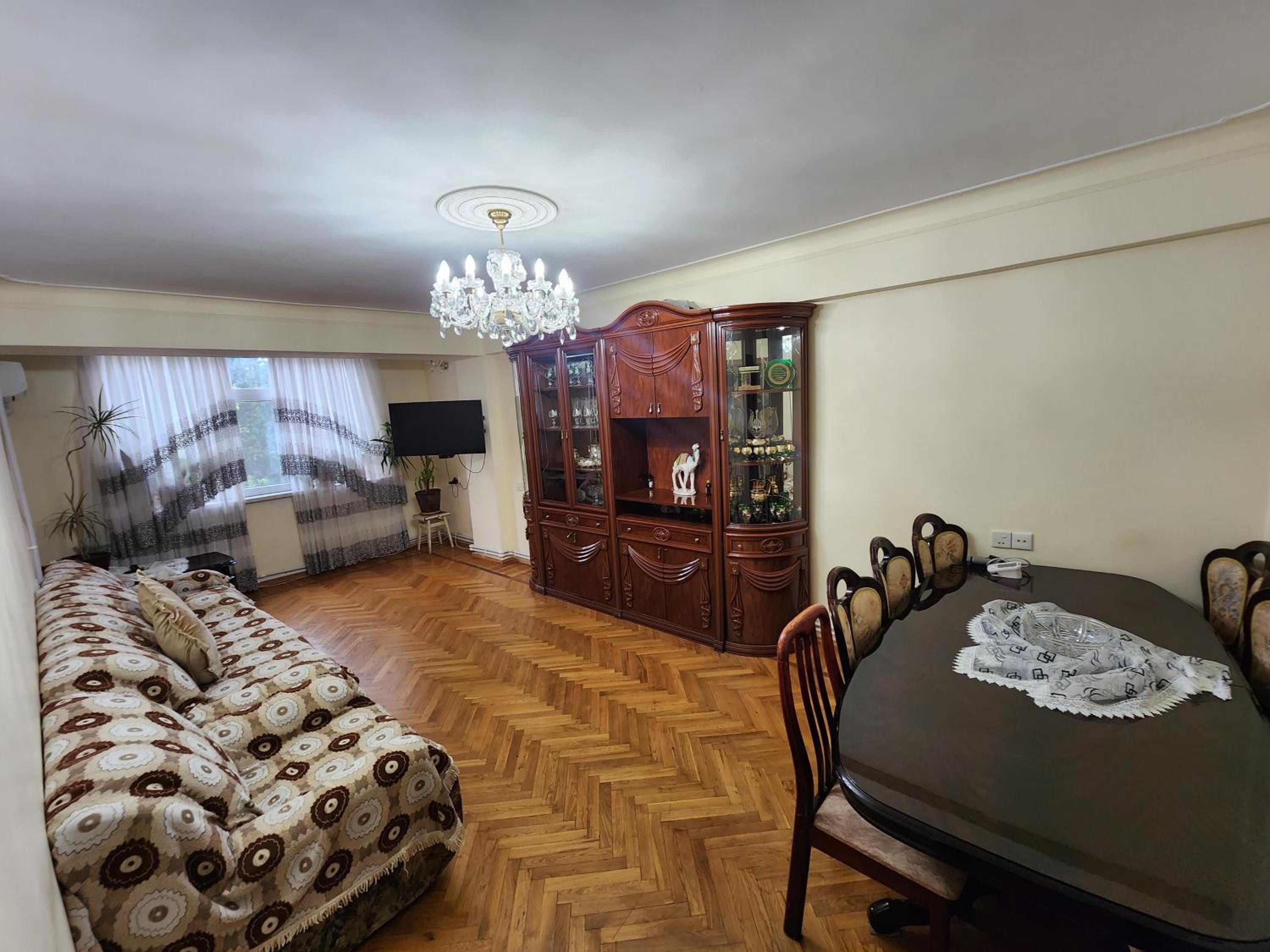 Cozy Apart in center