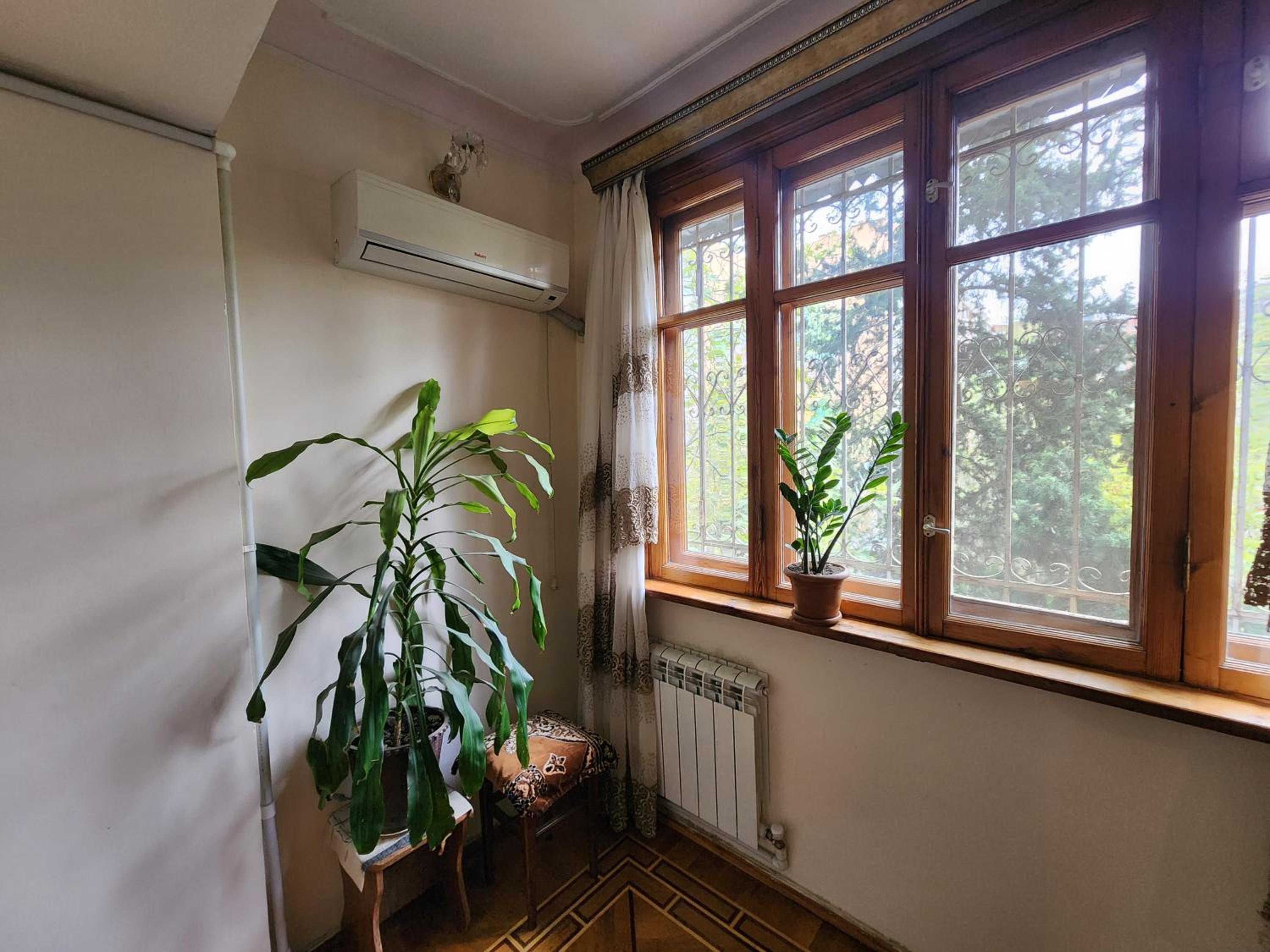 Cozy Apart in center