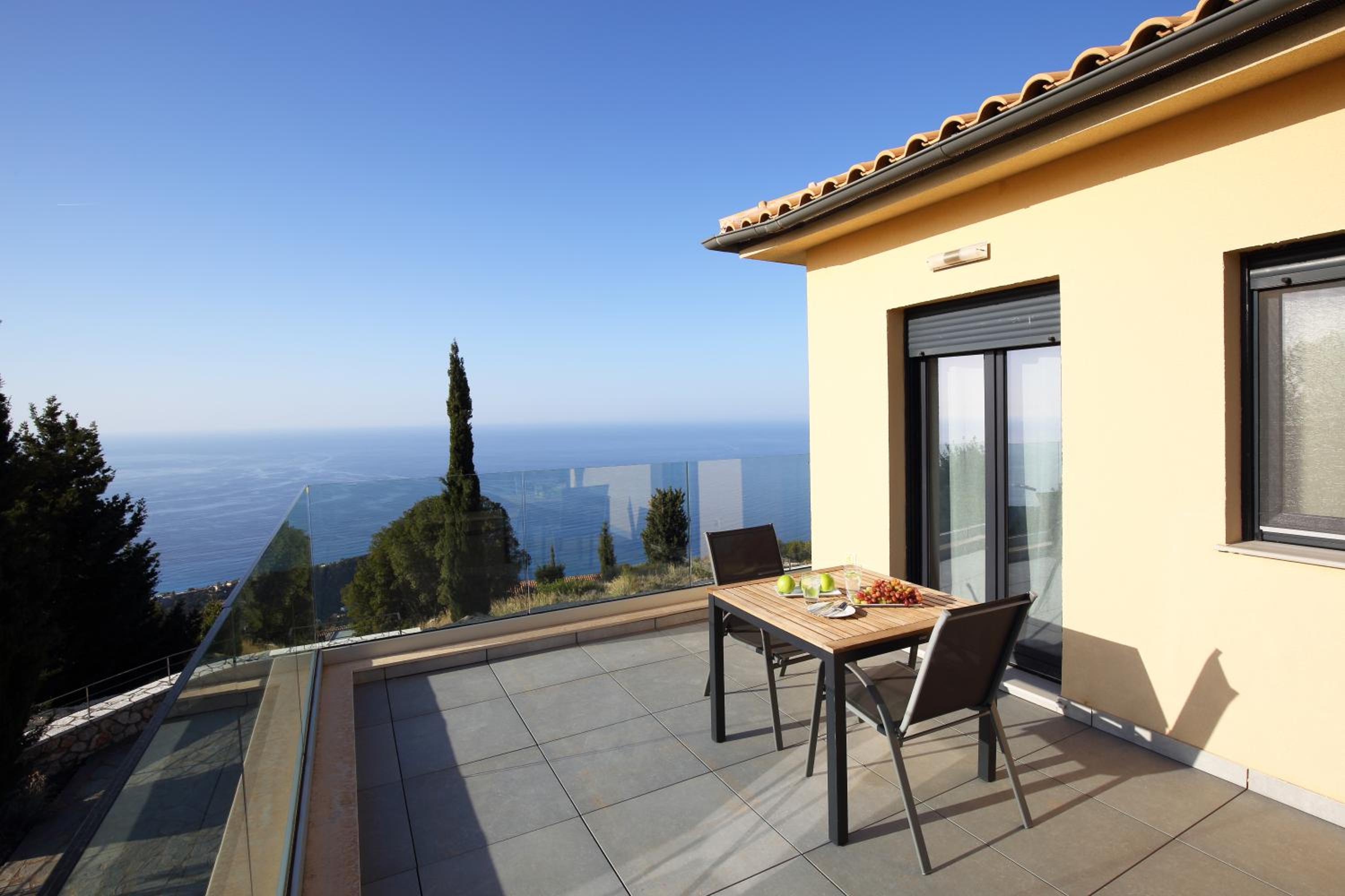 Hotel Point of View Cassiopeia - Image 1