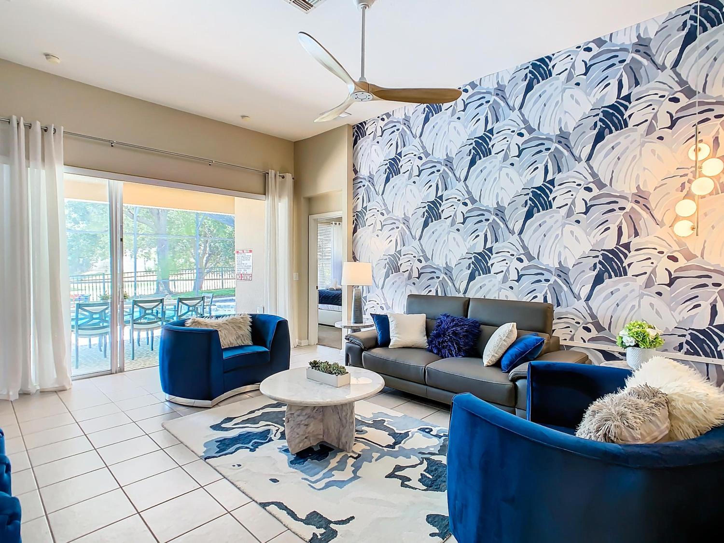 WH7742CS - Newly renovated villa in Windsor Hills