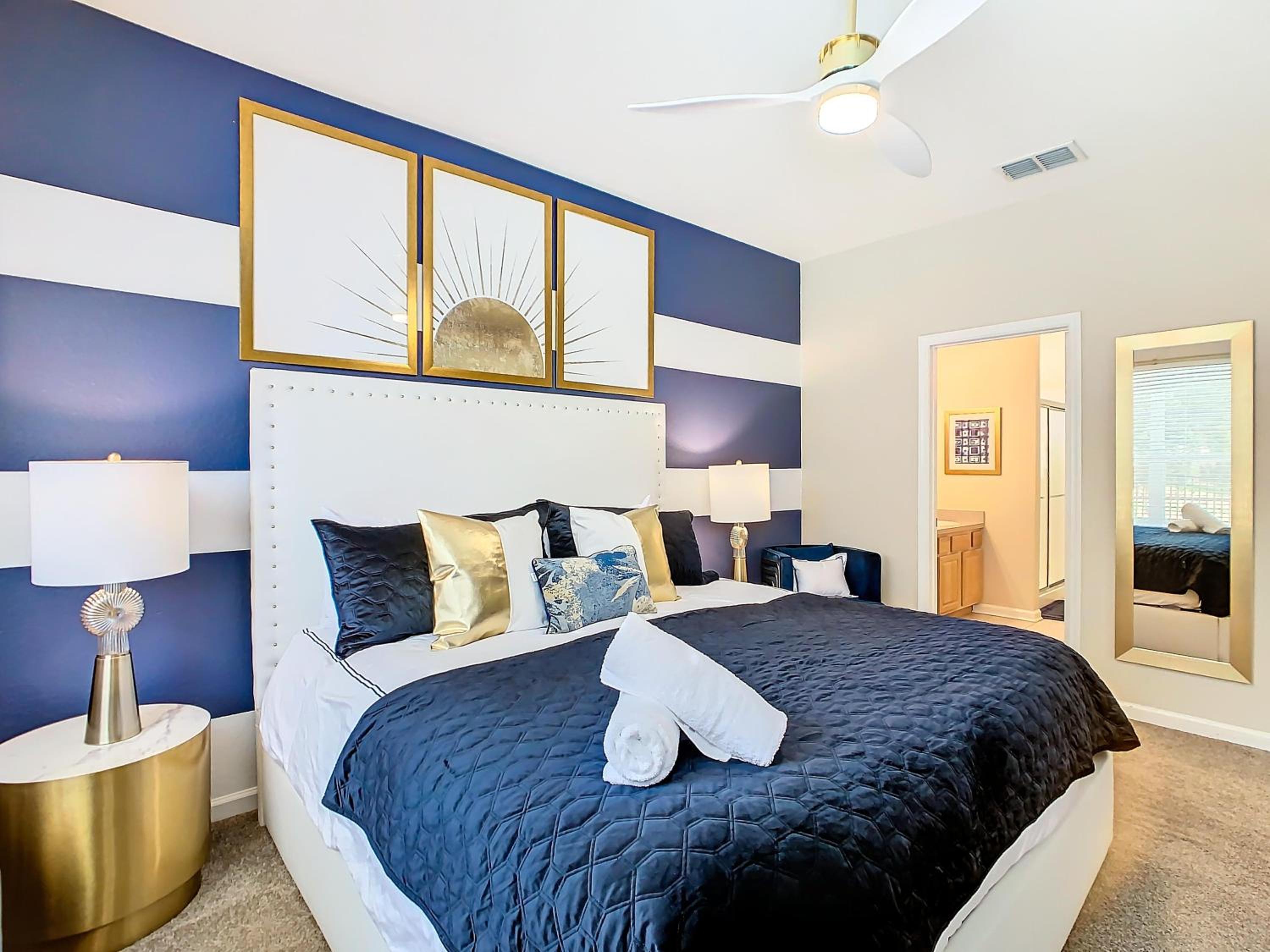 WH7742CS - Newly renovated villa in Windsor Hills