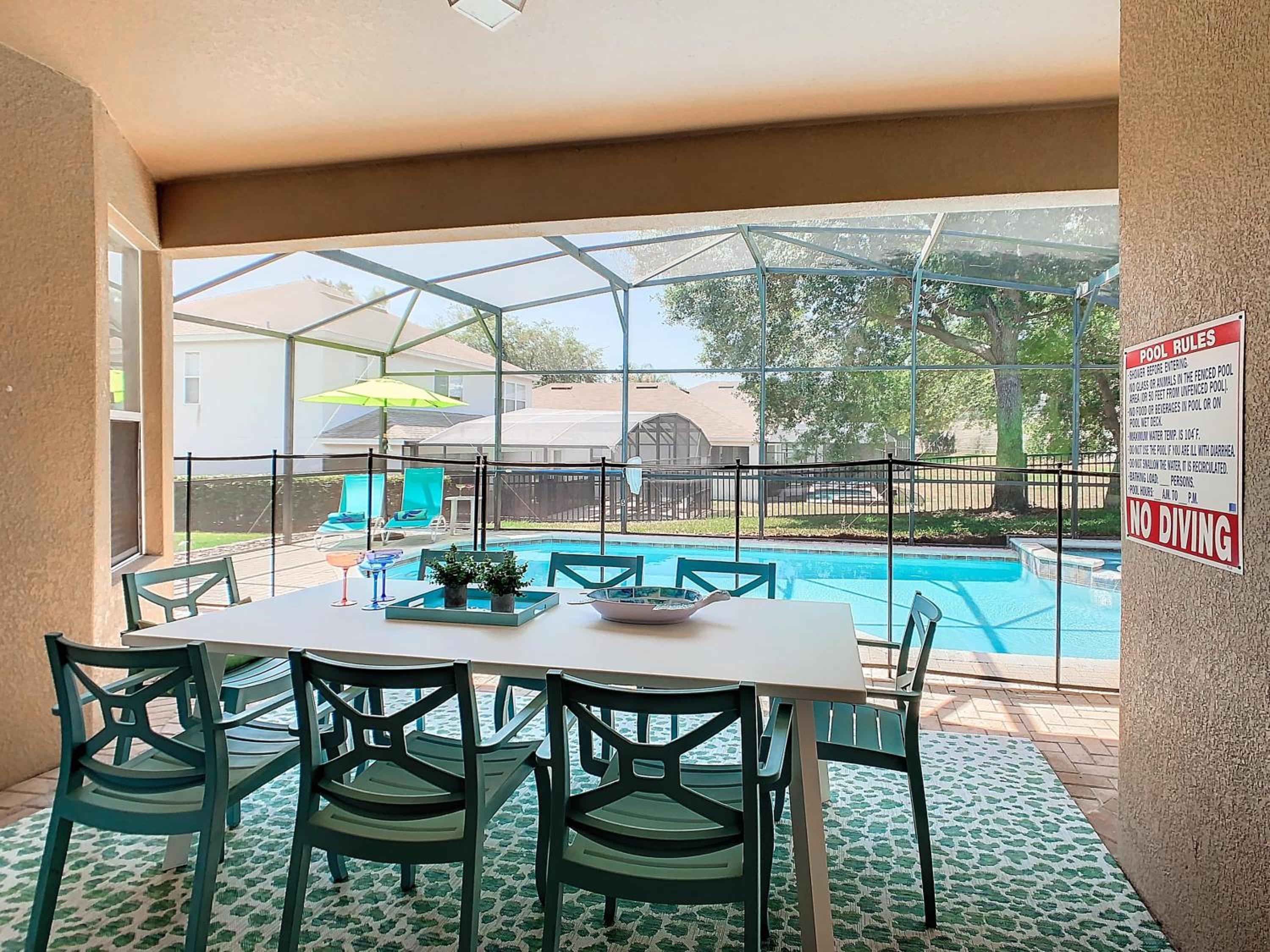 WH7742CS - Newly renovated villa in Windsor Hills