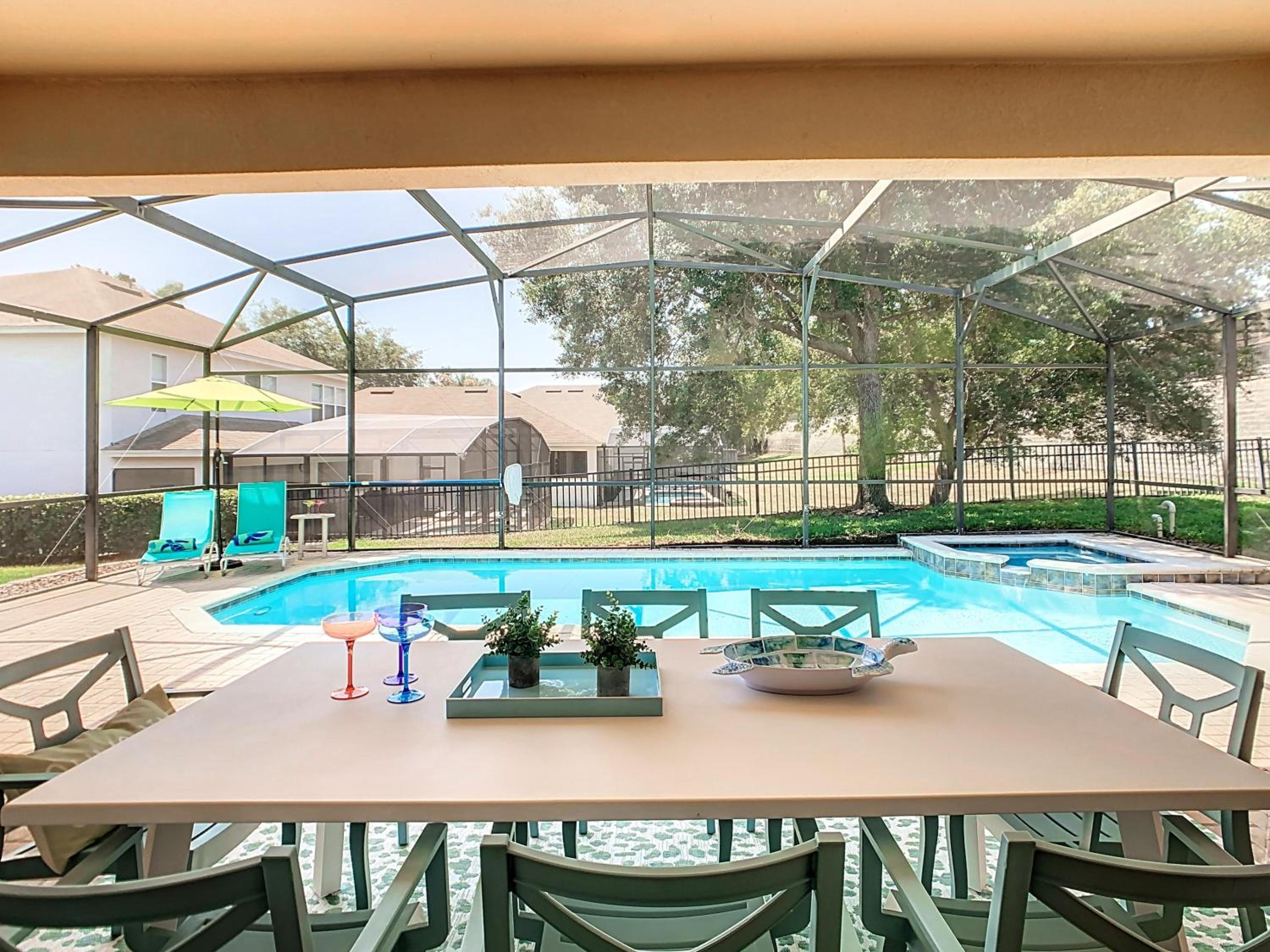 WH7742CS - Newly renovated villa in Windsor Hills