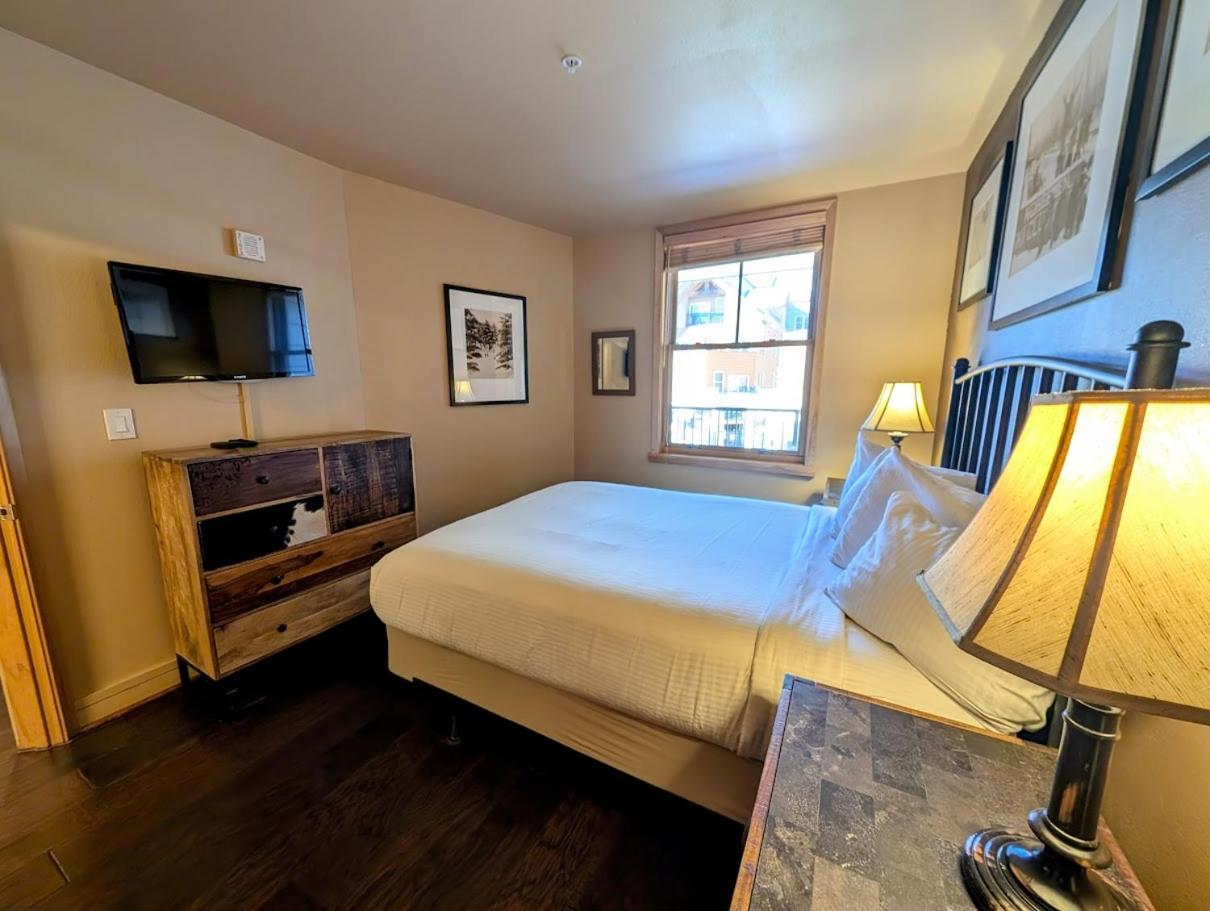 Silver Mill 8156 by SummitCove Lodging