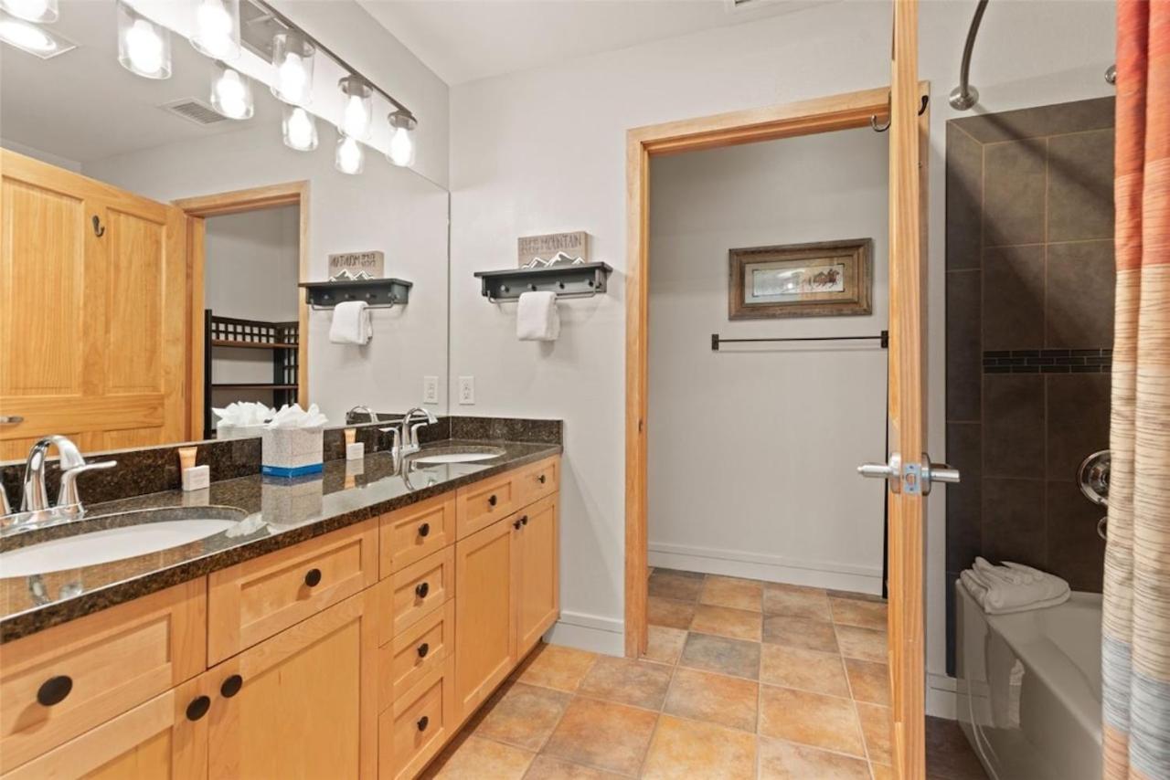 Silver Mill 8164 by SummitCove Lodging