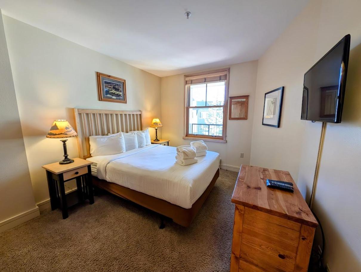 Silver Mill 8239 by SummitCove Lodging