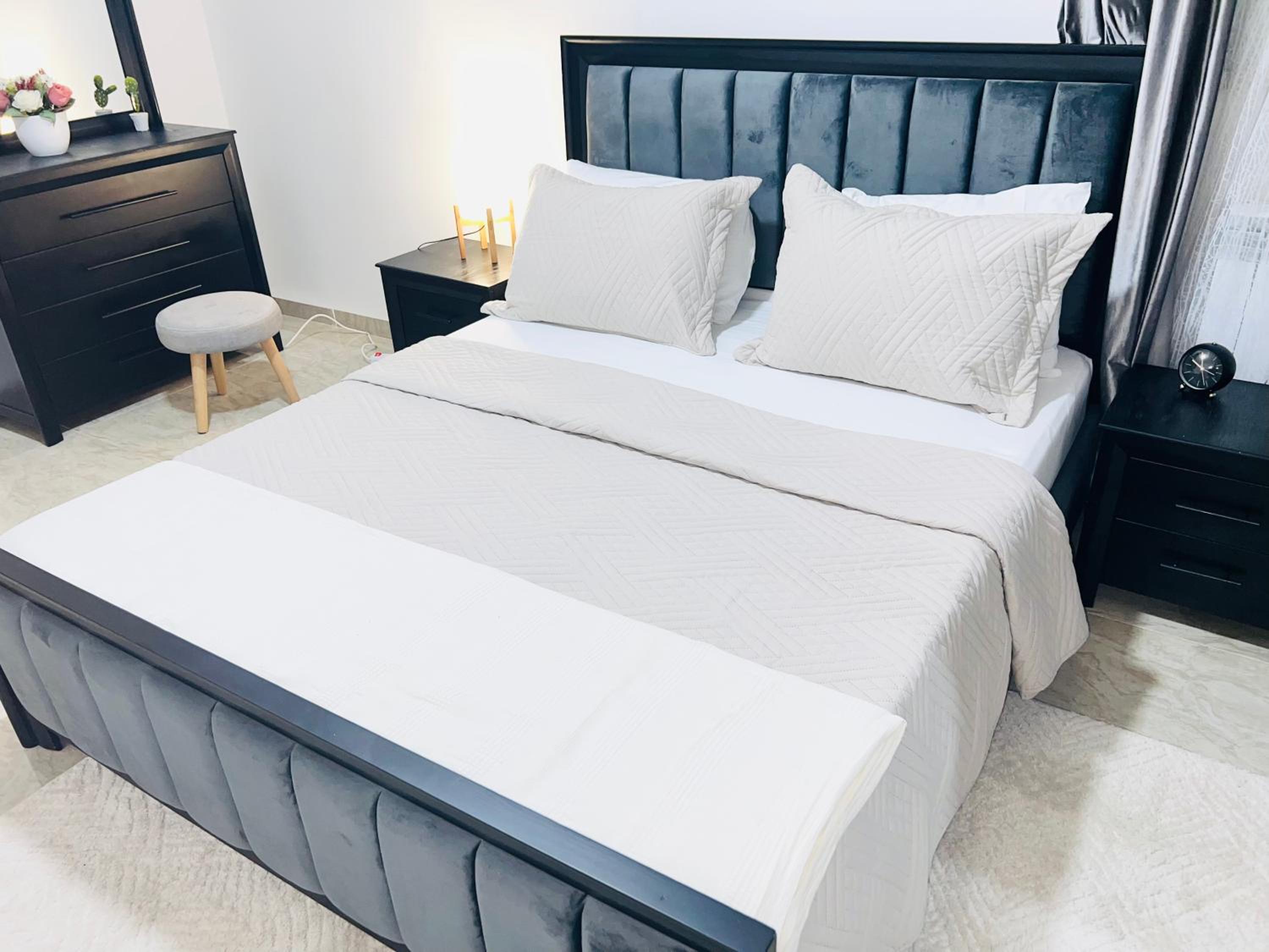 Appartement F5 spacieux équipé haut standing Mahelma Alger