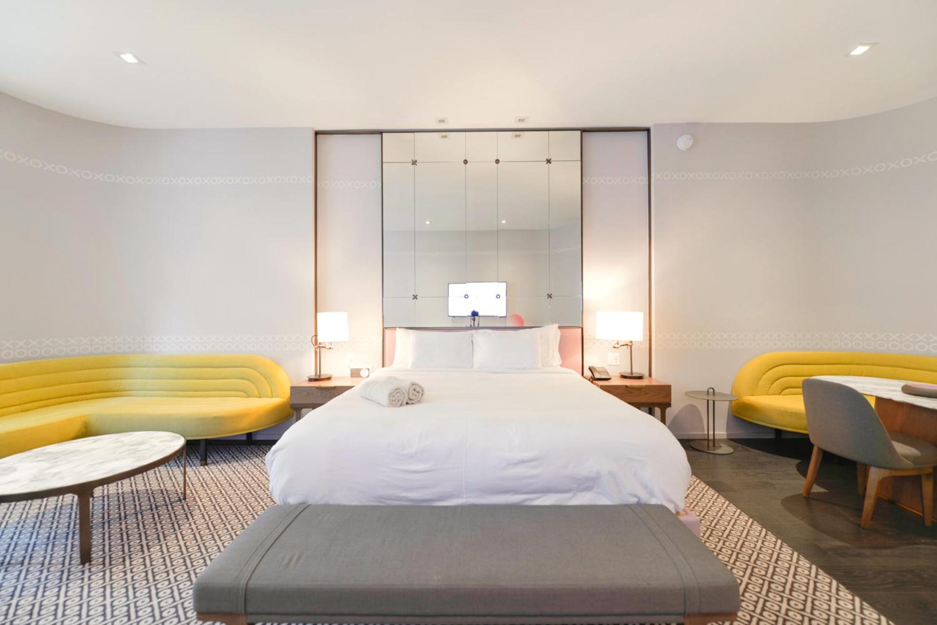hotel room