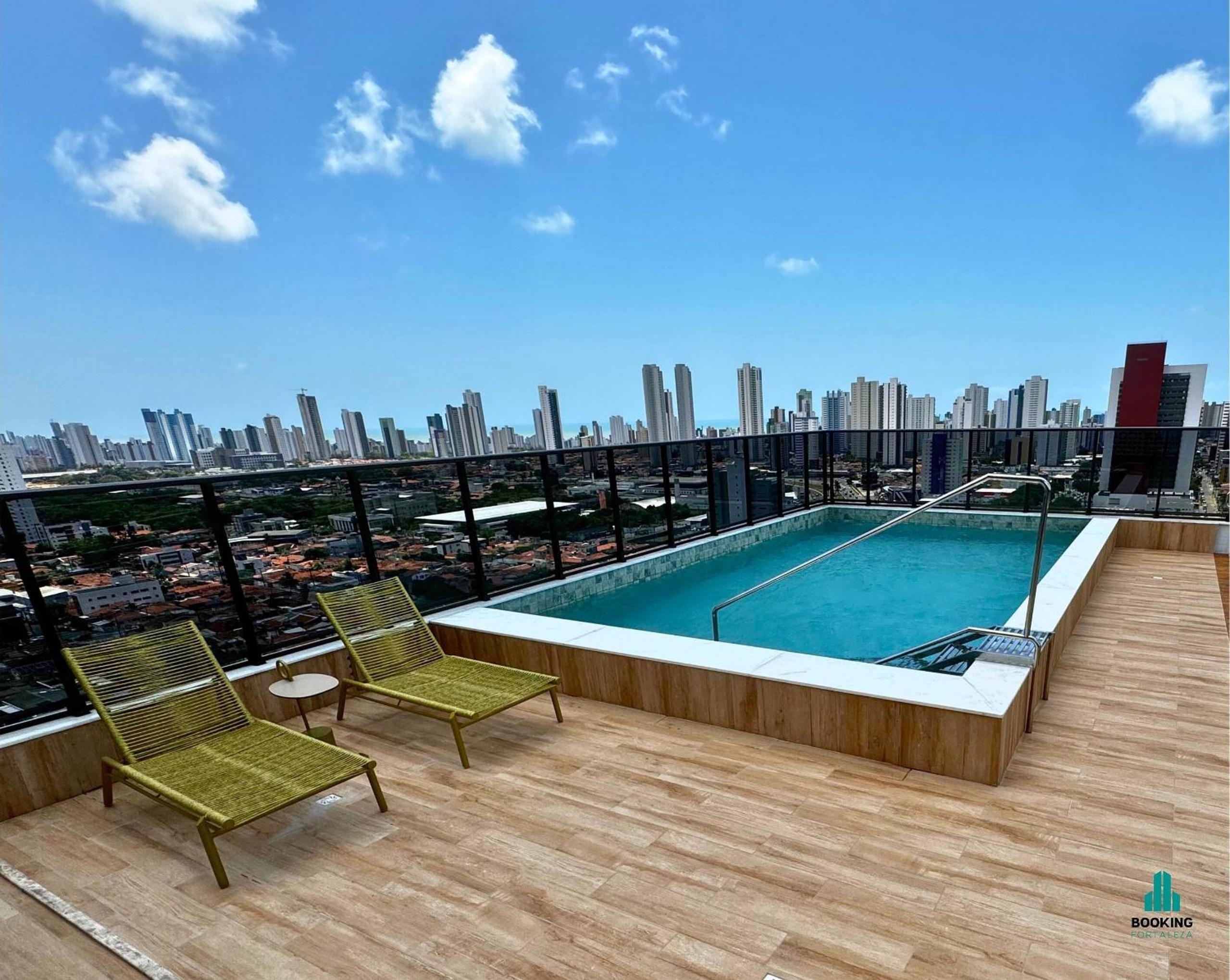 Compact Time by Holiday Stays