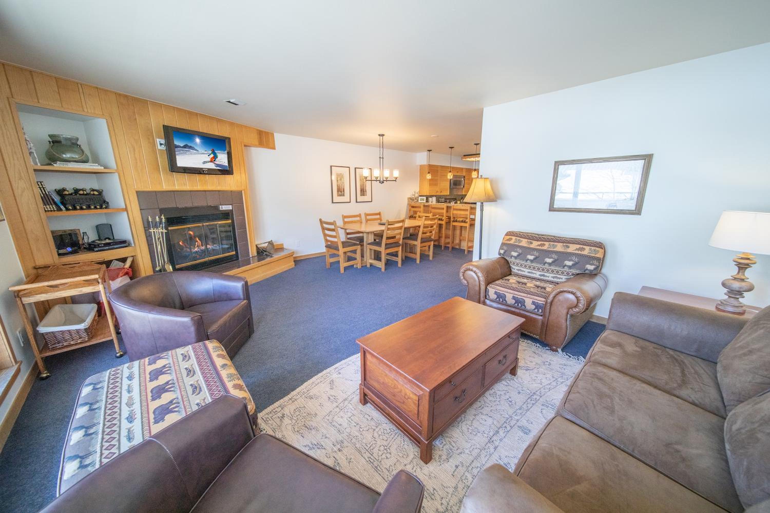 Ski Run 202 by SummitCove Lodging