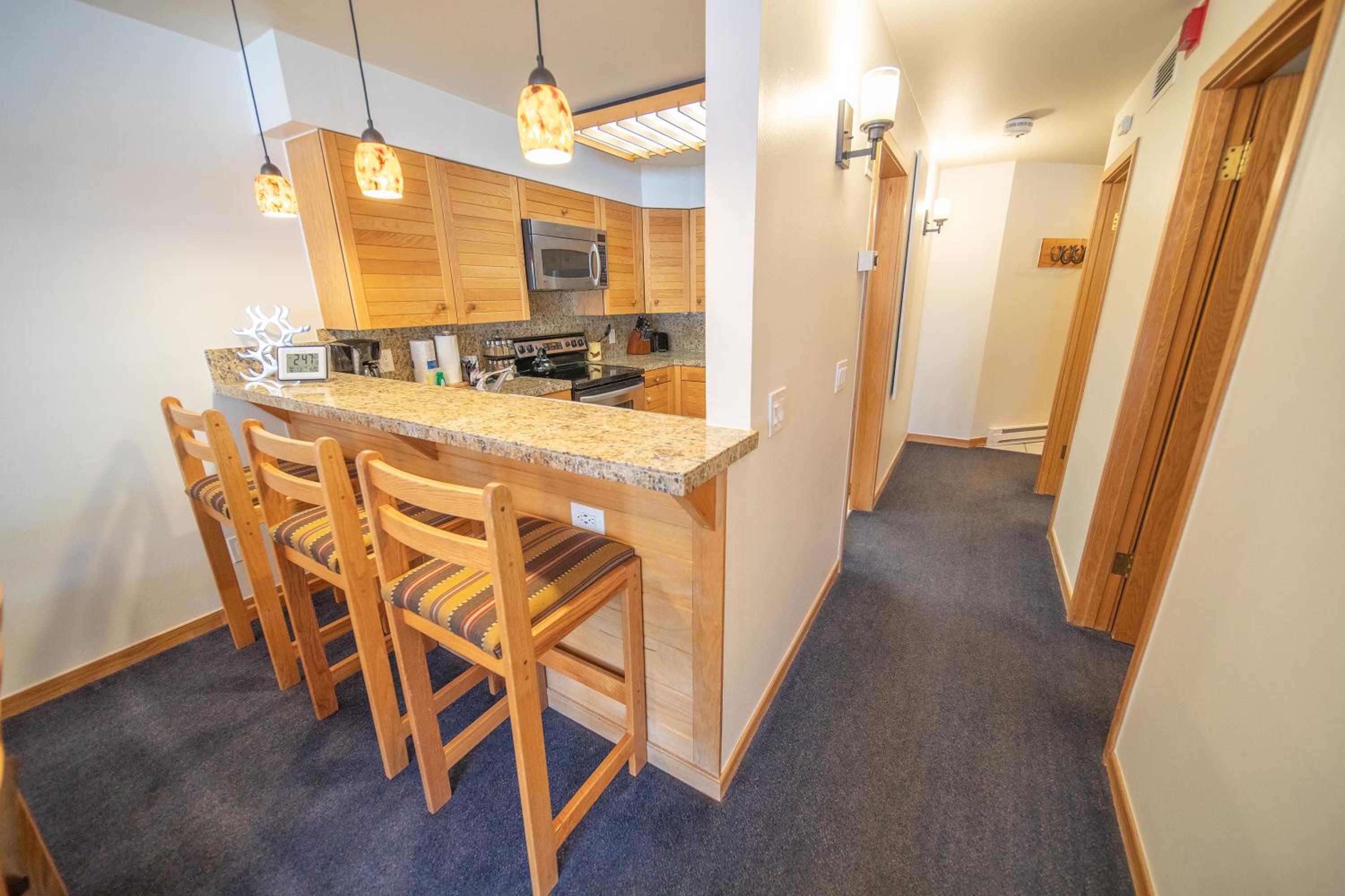 Ski Run 202 by SummitCove Lodging