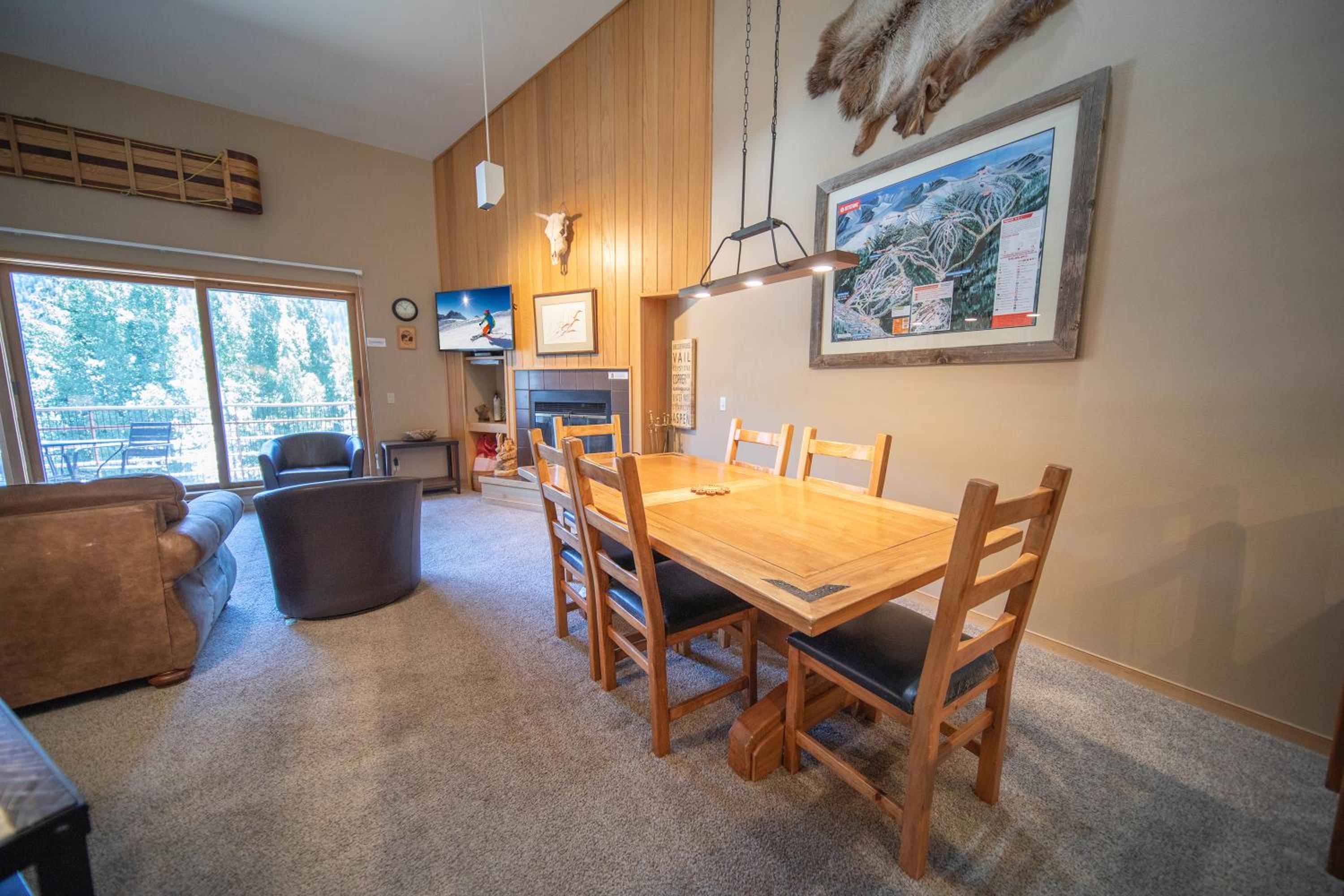 Ski Run 302 by SummitCove Lodging