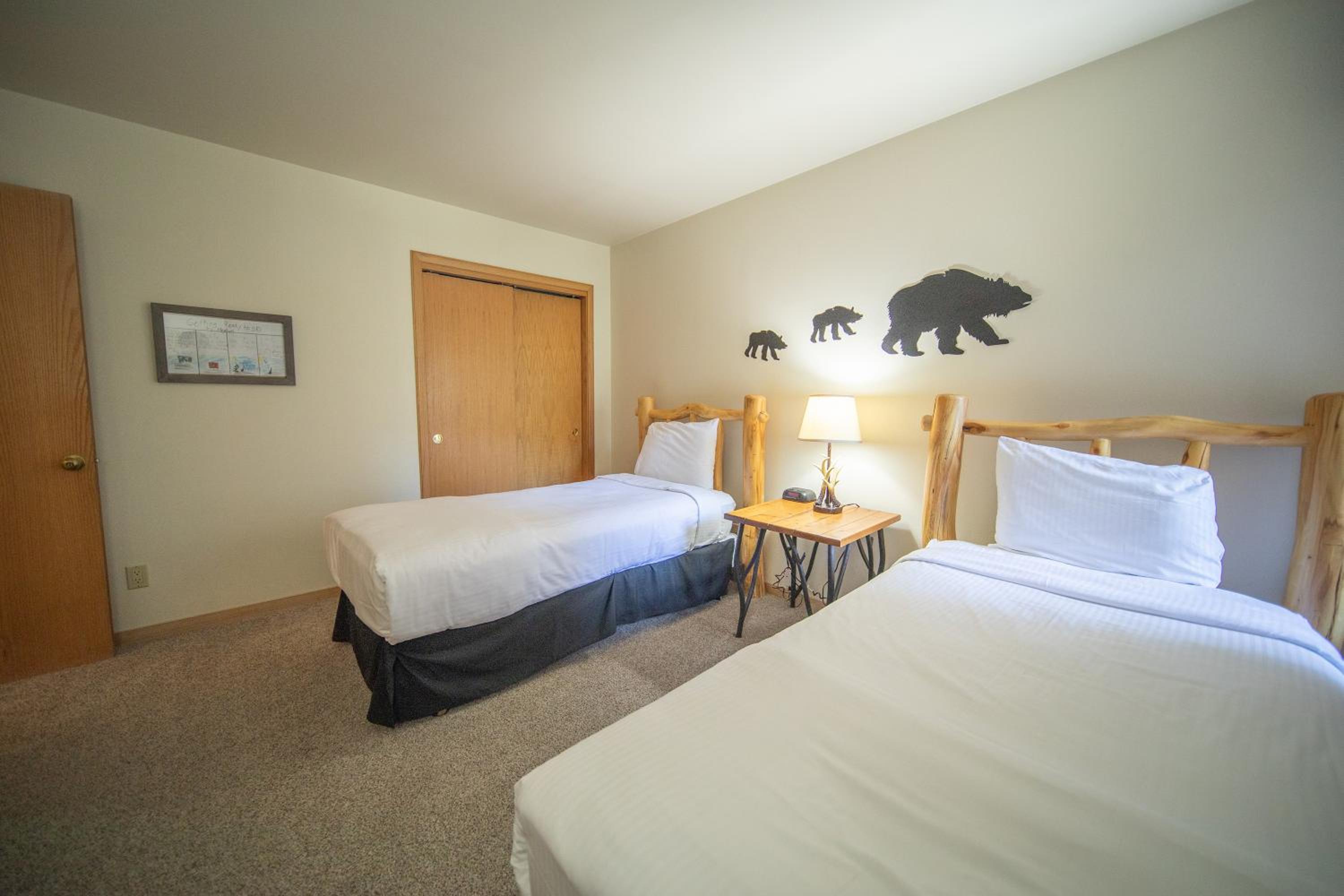 Ski Run 302 by SummitCove Lodging