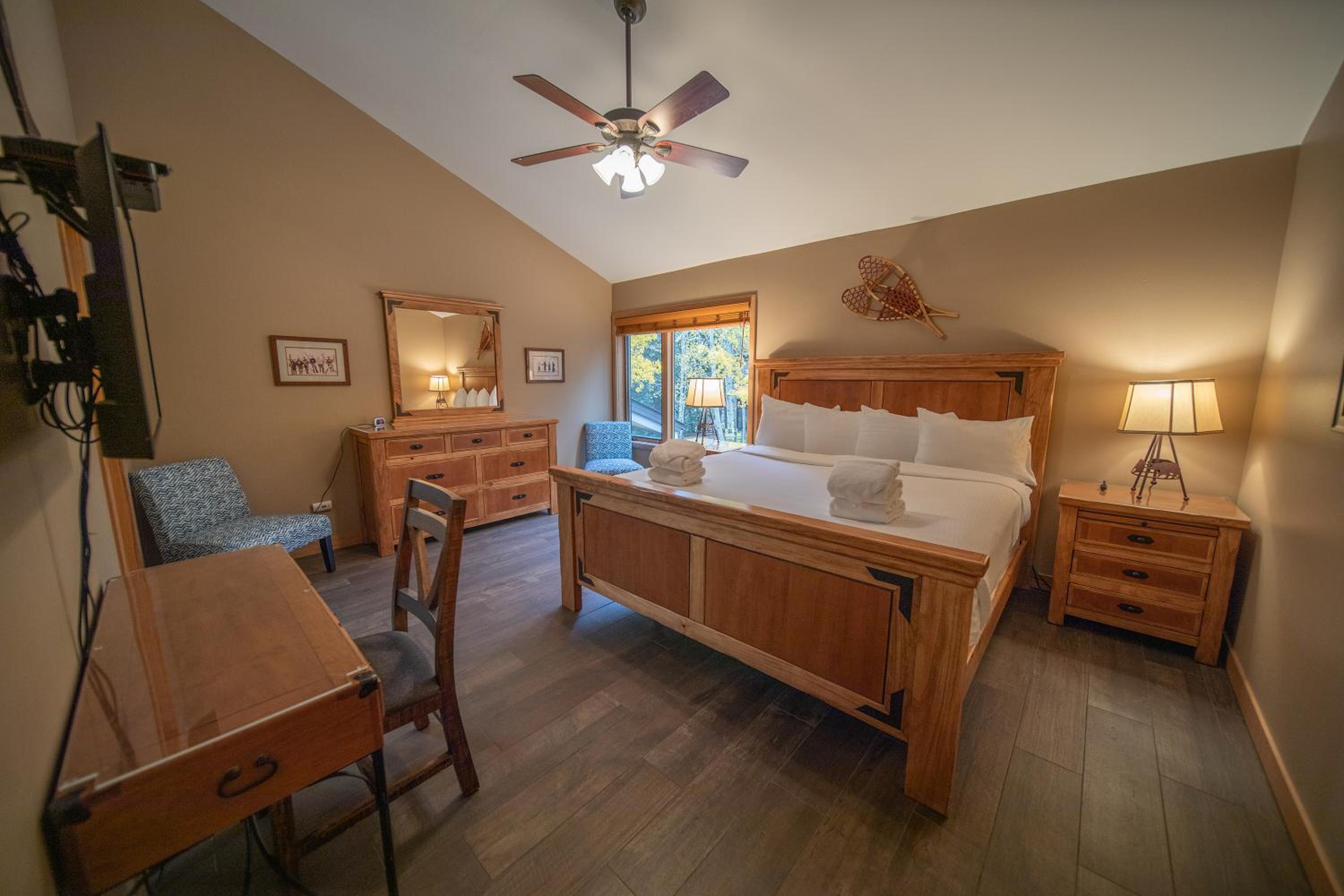 Ski Run 411 by SummitCove Lodging