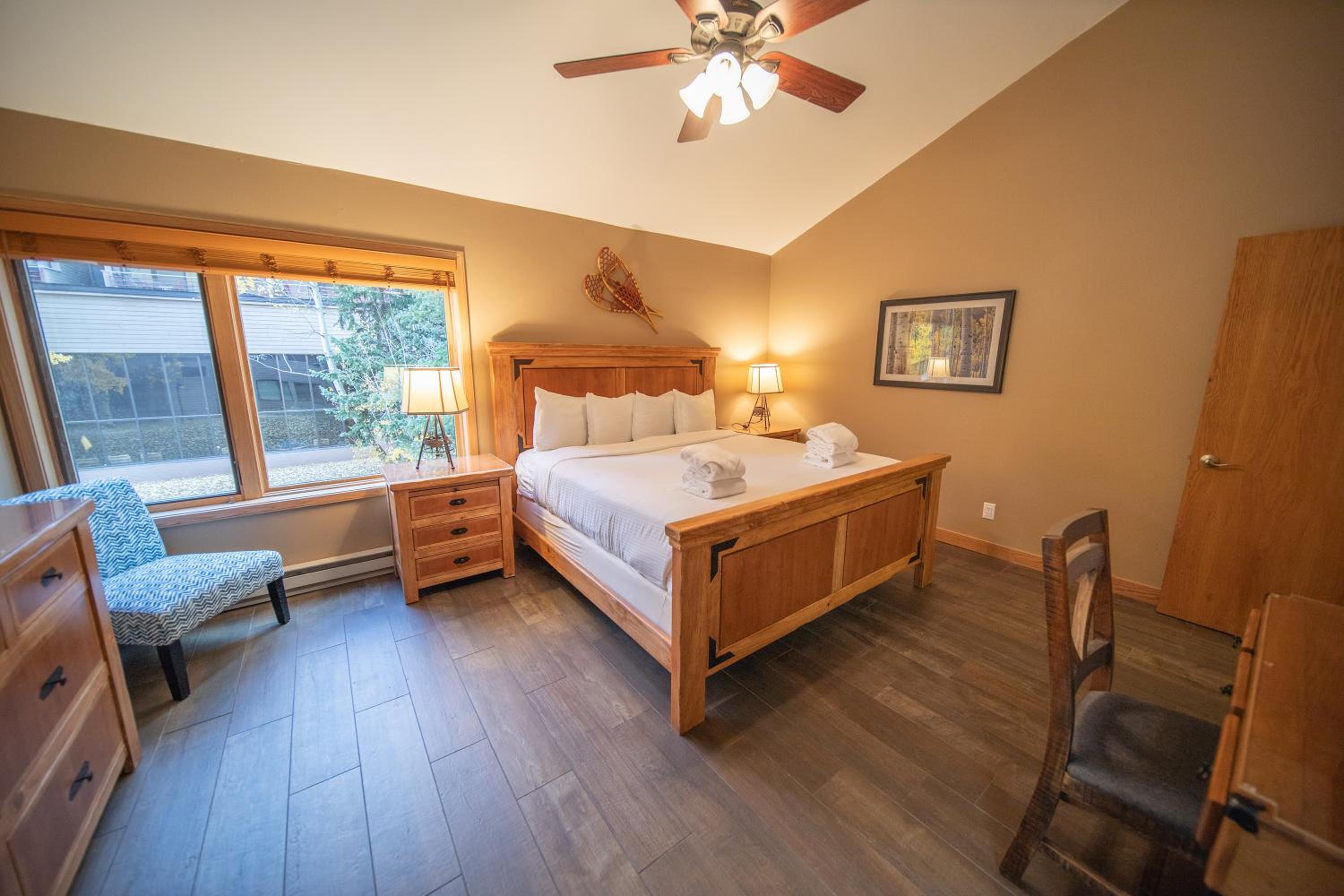 Ski Run 411 by SummitCove Lodging