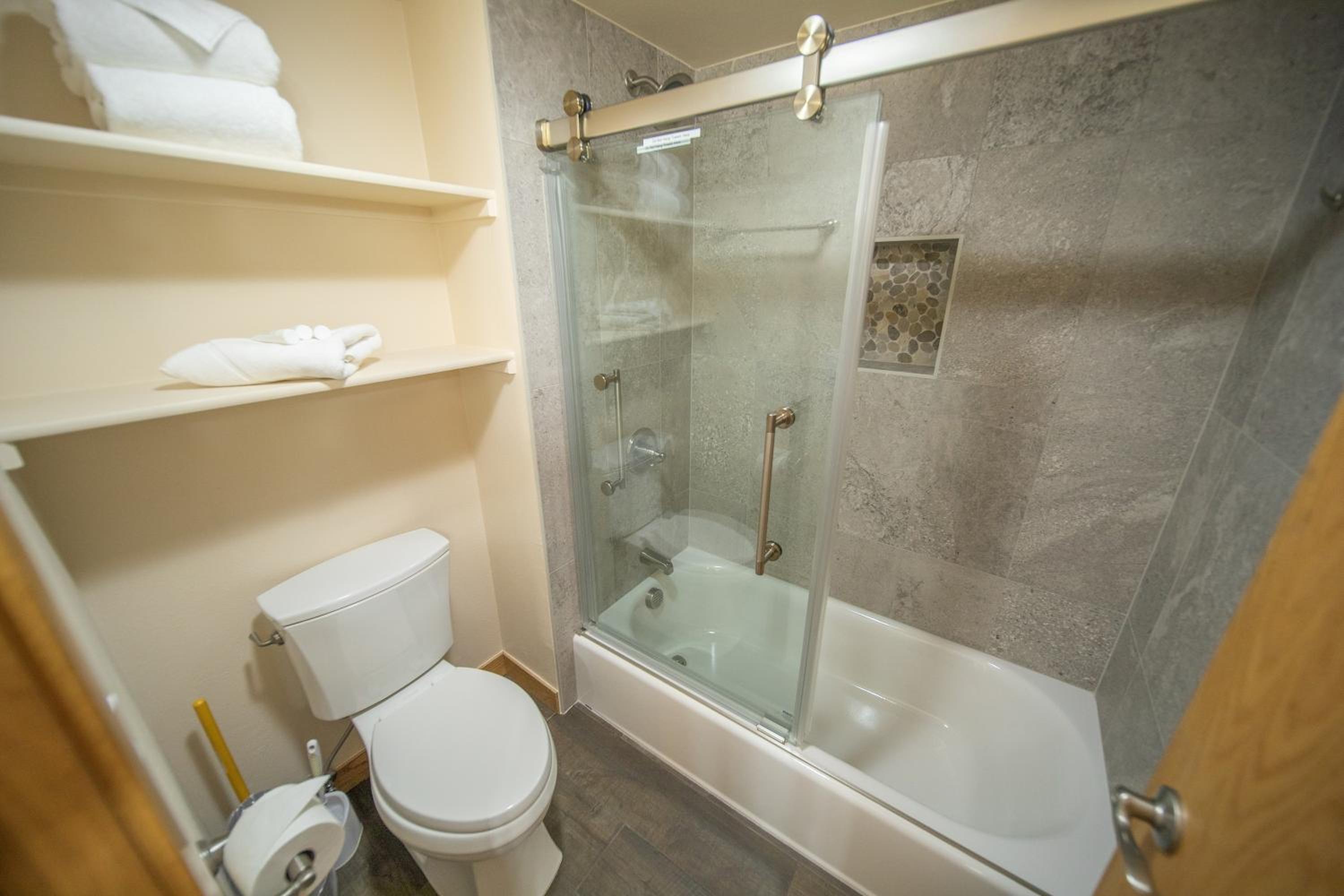 Ski Run 411 by SummitCove Lodging