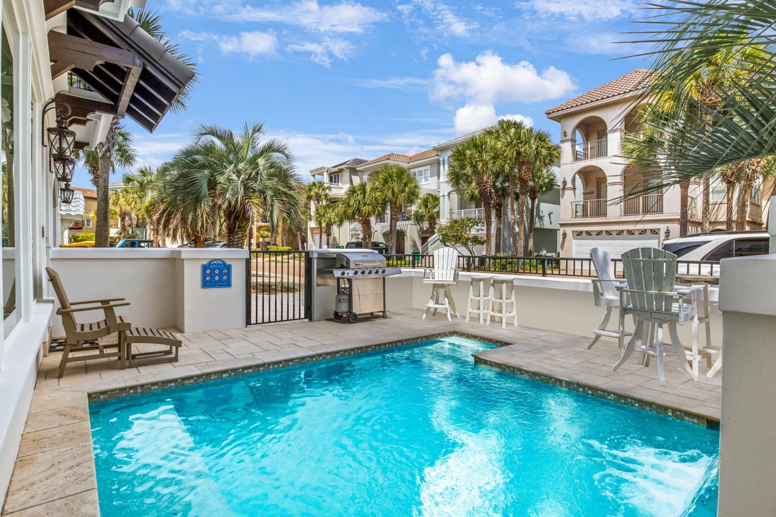Private Pool - Community Beach - Gated Community view 3