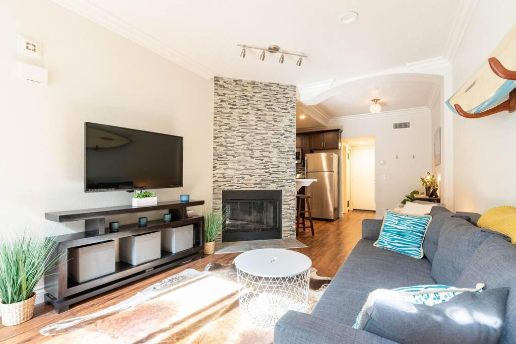 Beach Retreat Main Street Surf City view 4